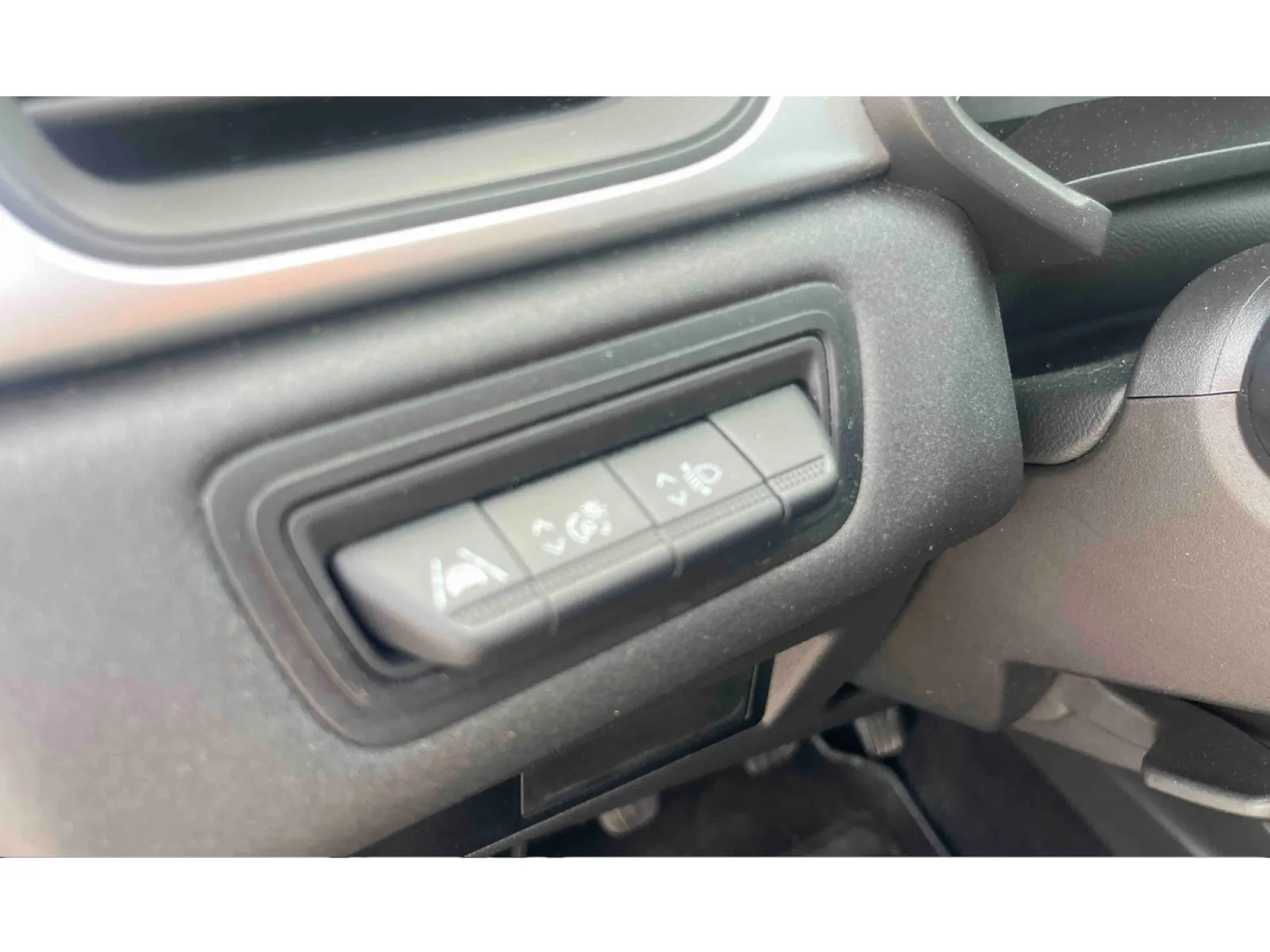 Acheter une renault Captur TCe 90 d’occasion avec 22419km disponible immédiatement - photo 18