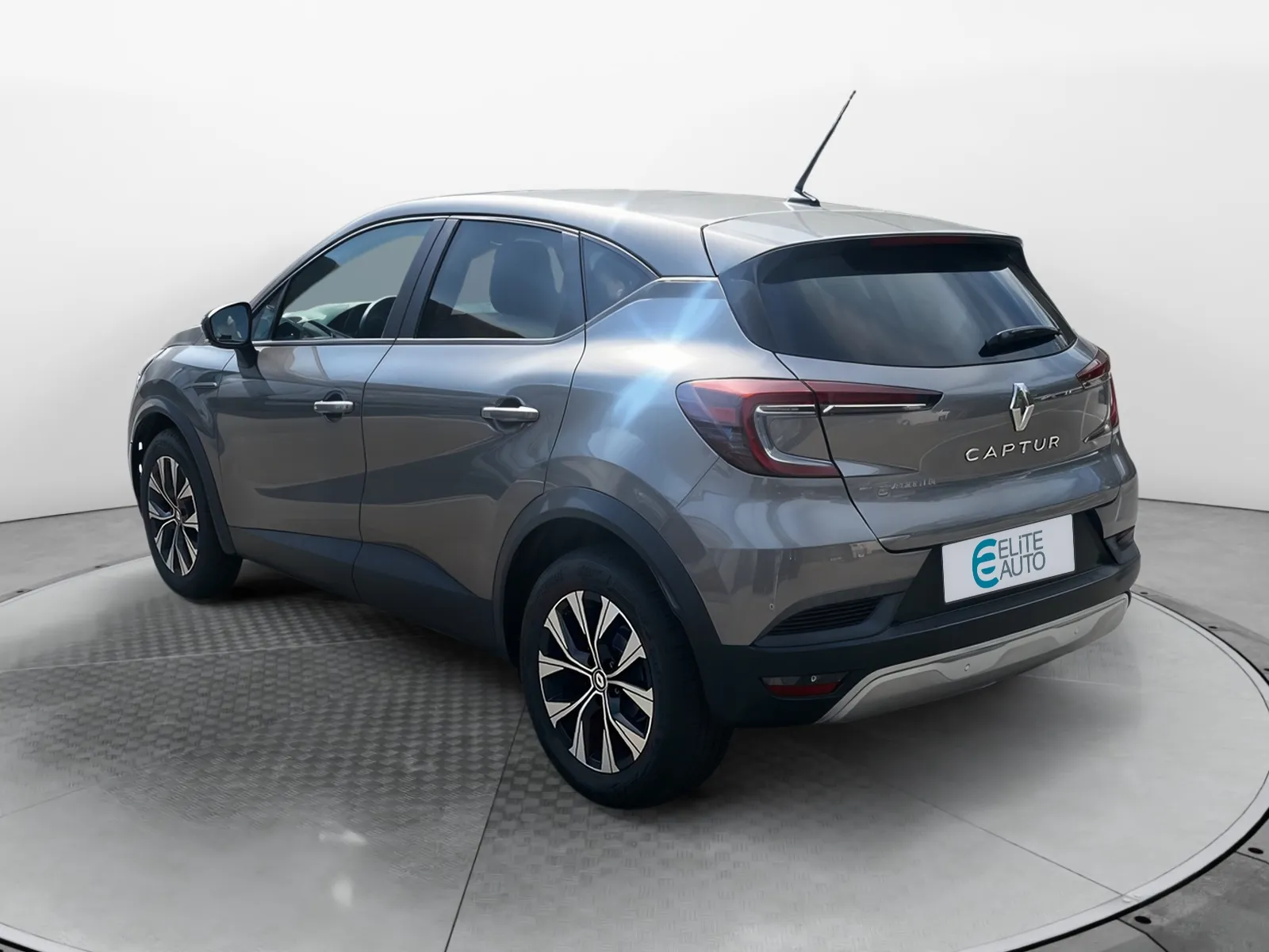 Acheter une renault Captur TCe 90 d’occasion avec 22419km disponible immédiatement - photo 3