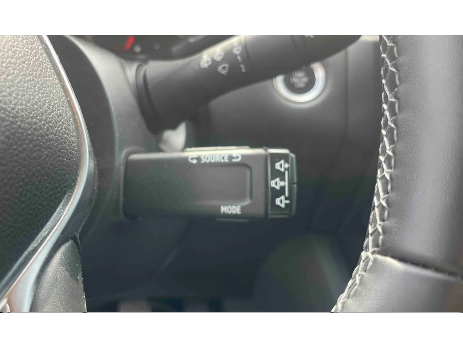 Acheter une renault Captur TCe 90 d’occasion avec 22419km disponible immédiatement - photo 20
