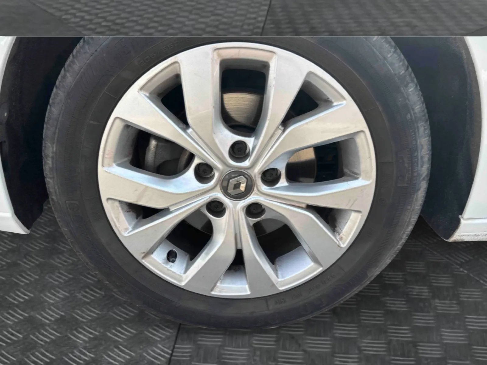 Acheter une renault Mégane IV Berline TCe 140 Energy EDC d’occasion avec 46029km disponible immédiatement - photo 14