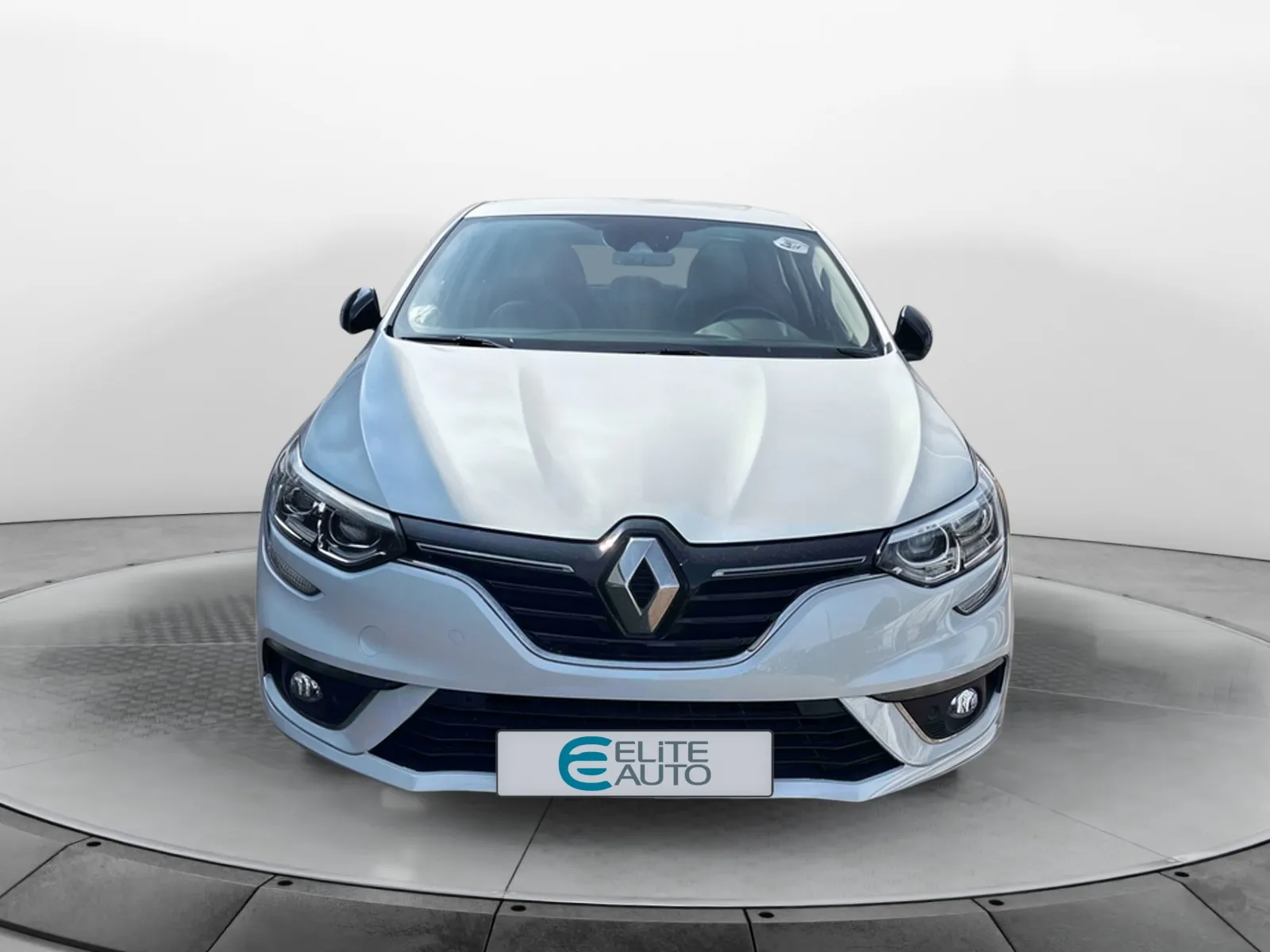 Acheter une renault Mégane IV Berline TCe 140 Energy EDC d’occasion avec 46029km disponible immédiatement - photo 8