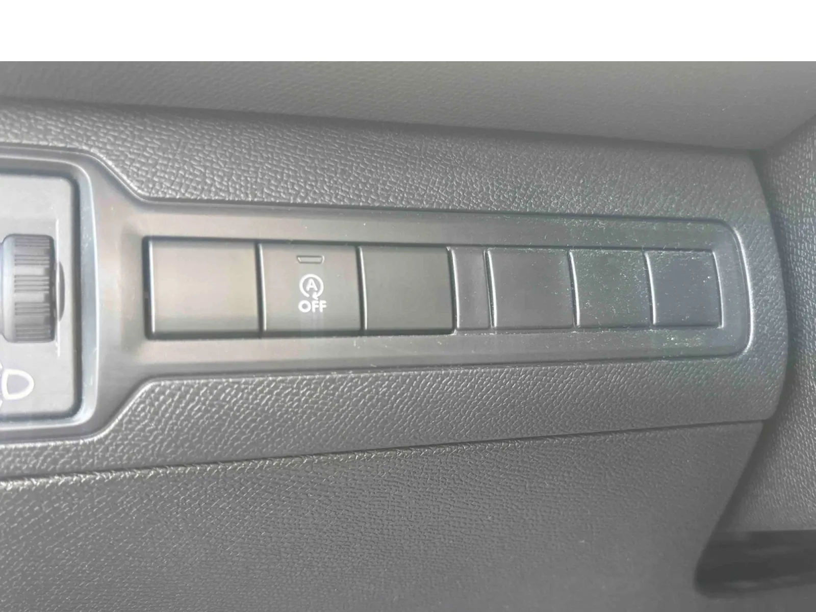 Acheter une peugeot 308 SW PureTech 110ch S&S BVM6 d’occasion avec 64850km disponible immédiatement - photo 23