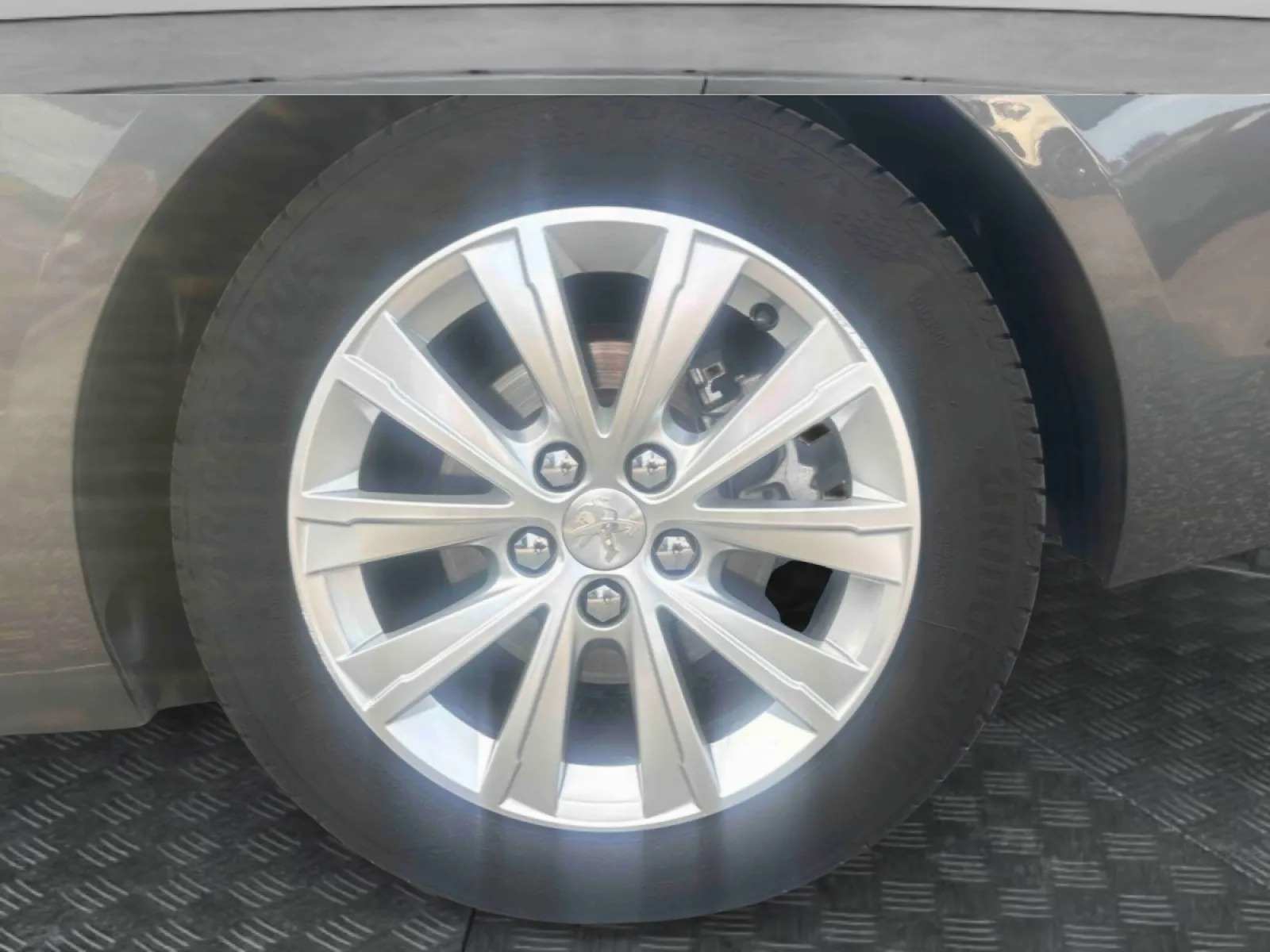 Acheter une peugeot 308 SW PureTech 110ch S&S BVM6 d’occasion avec 64850km disponible immédiatement - photo 15