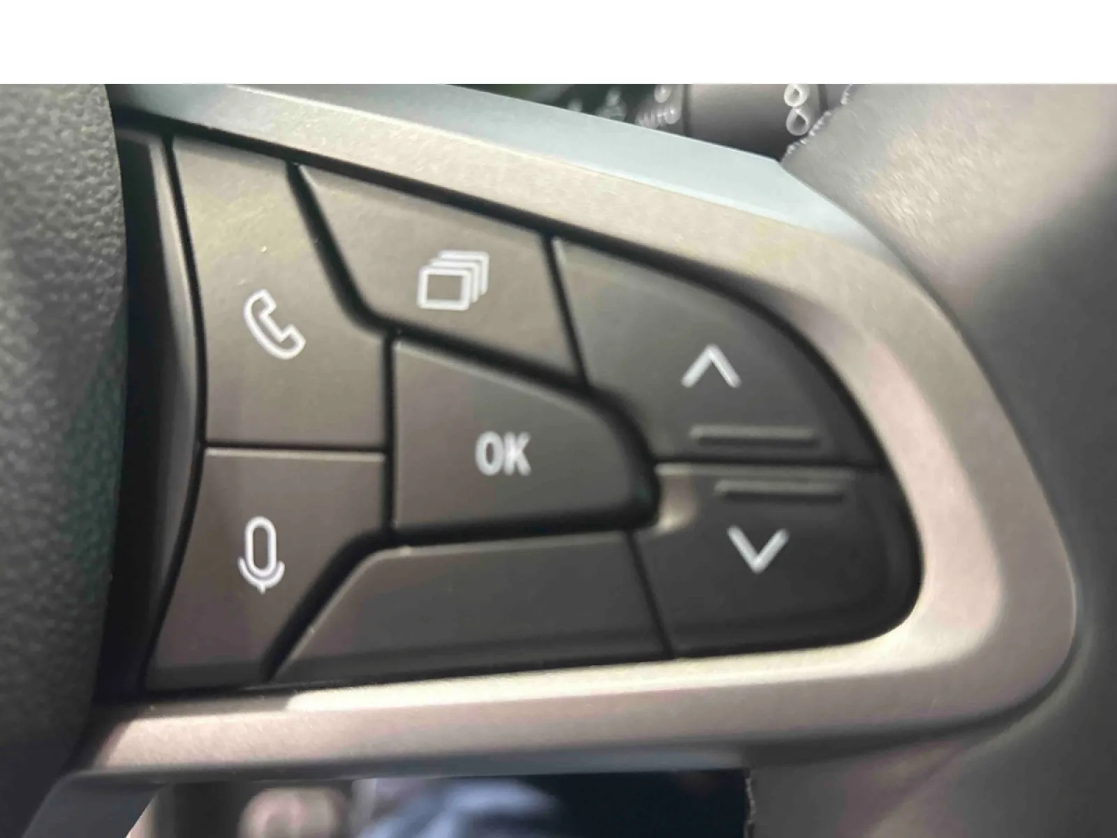 Acheter une dacia Bigster Hybrid 155 d’occasion avec 7825km disponible immédiatement - photo 22