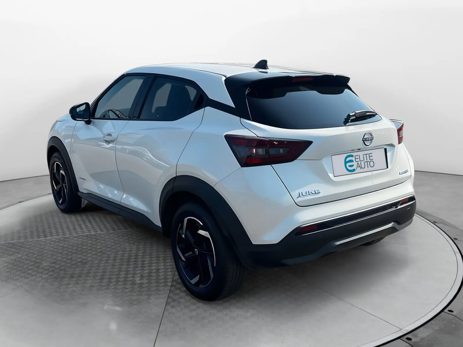 Acheter une nissan Juke HYBRID 143 d’occasion avec 32696km disponible immédiatement - photo 3