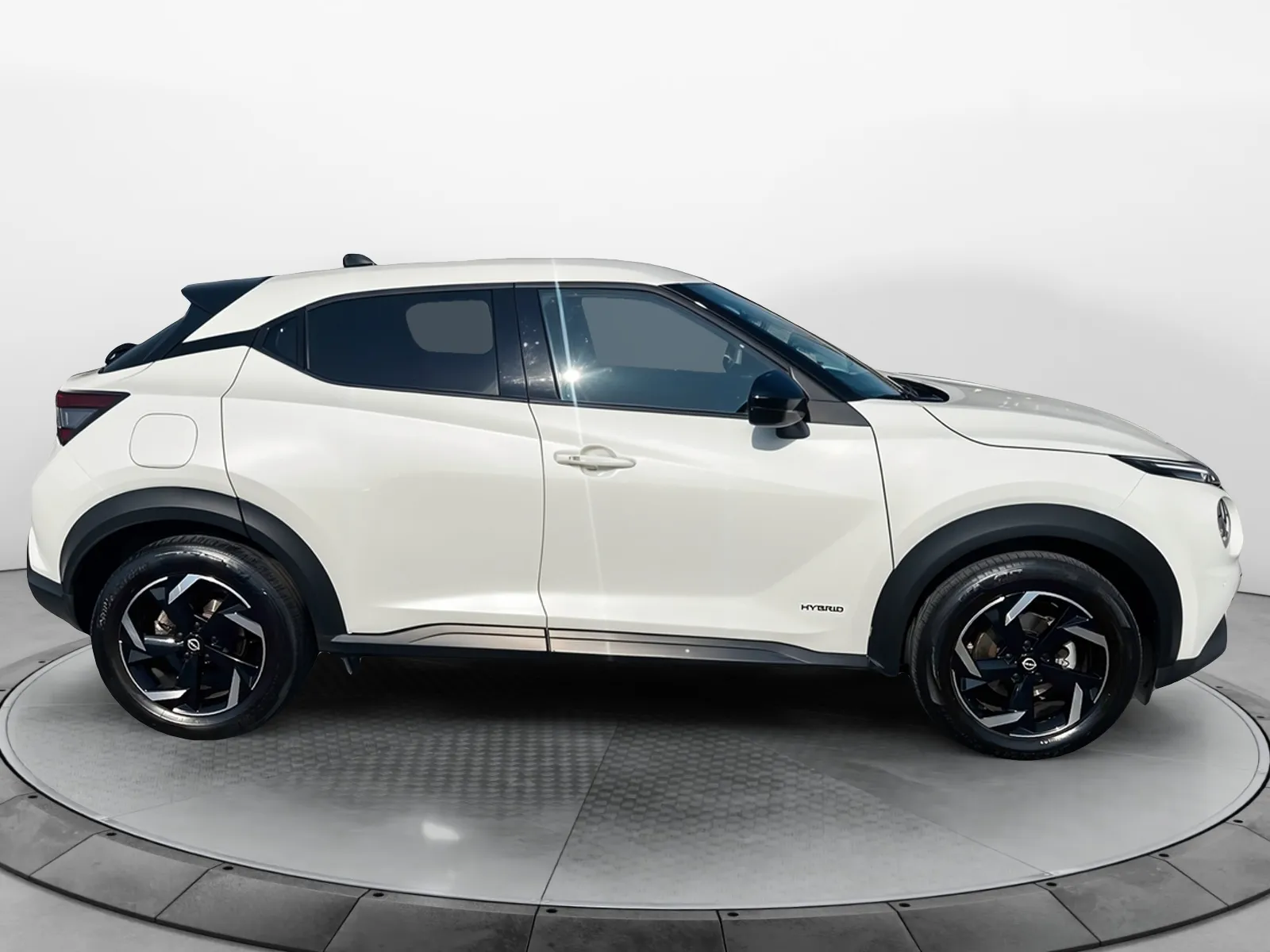 Acheter une nissan Juke HYBRID 143 d’occasion avec 32696km disponible immédiatement - photo 6