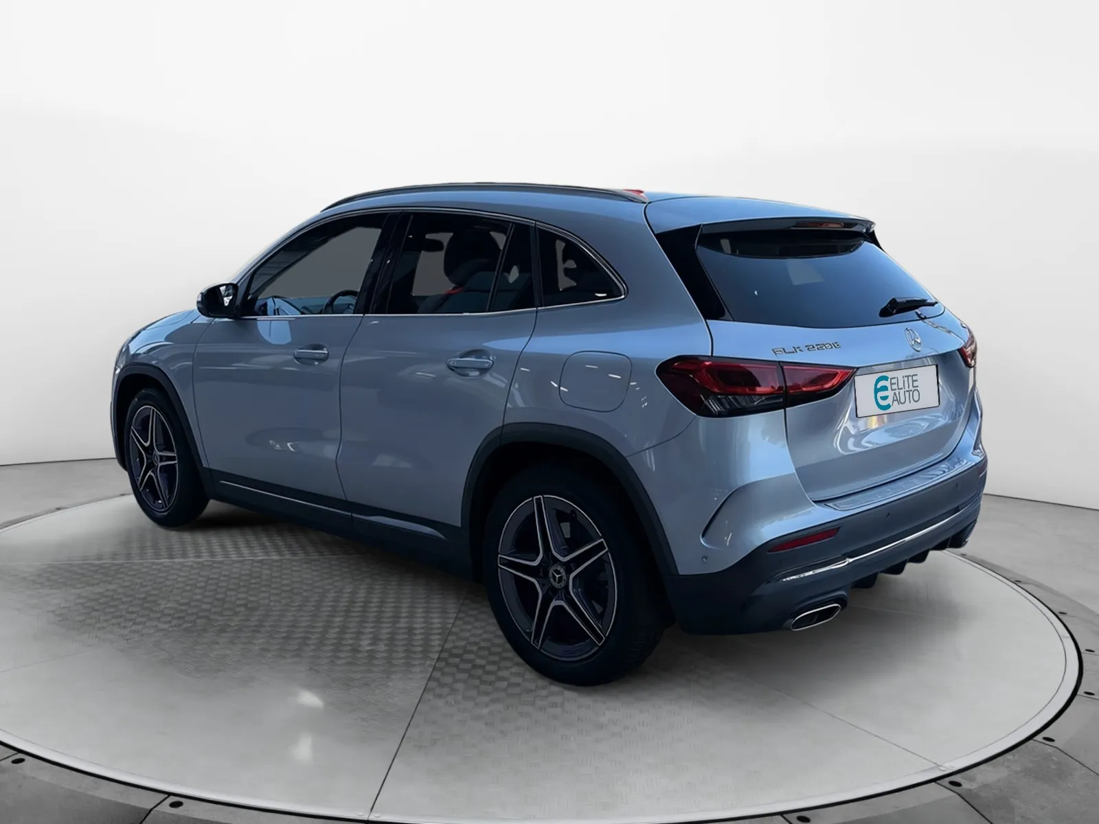 Acheter une mercedes GLA 220 d 8G-DCT 4Matic d’occasion avec 95680km disponible immédiatement - photo 3
