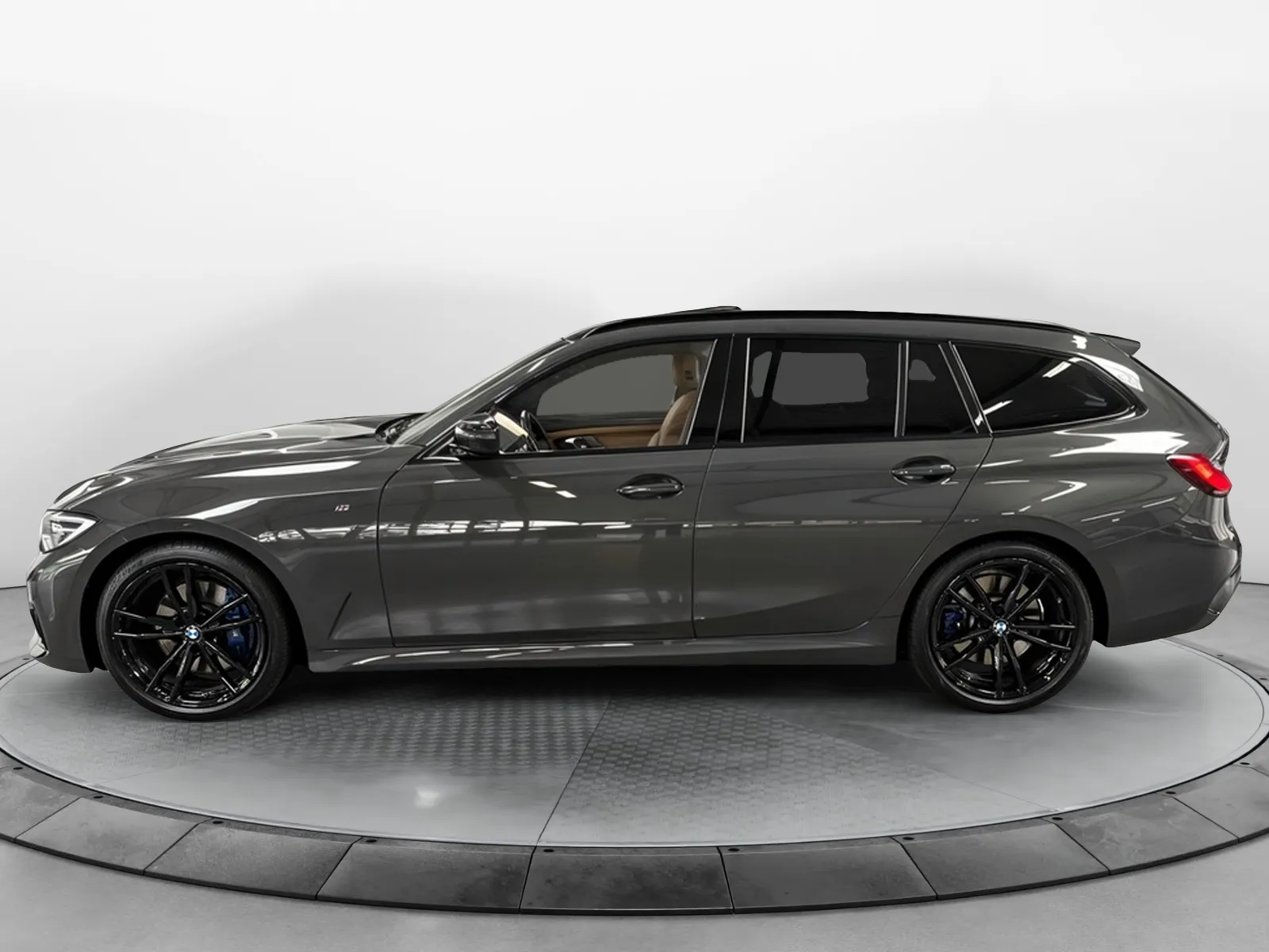 Acheter une bmw Touring 320d 190 ch BVA8 d’occasion avec 96802km disponible immédiatement - photo 2