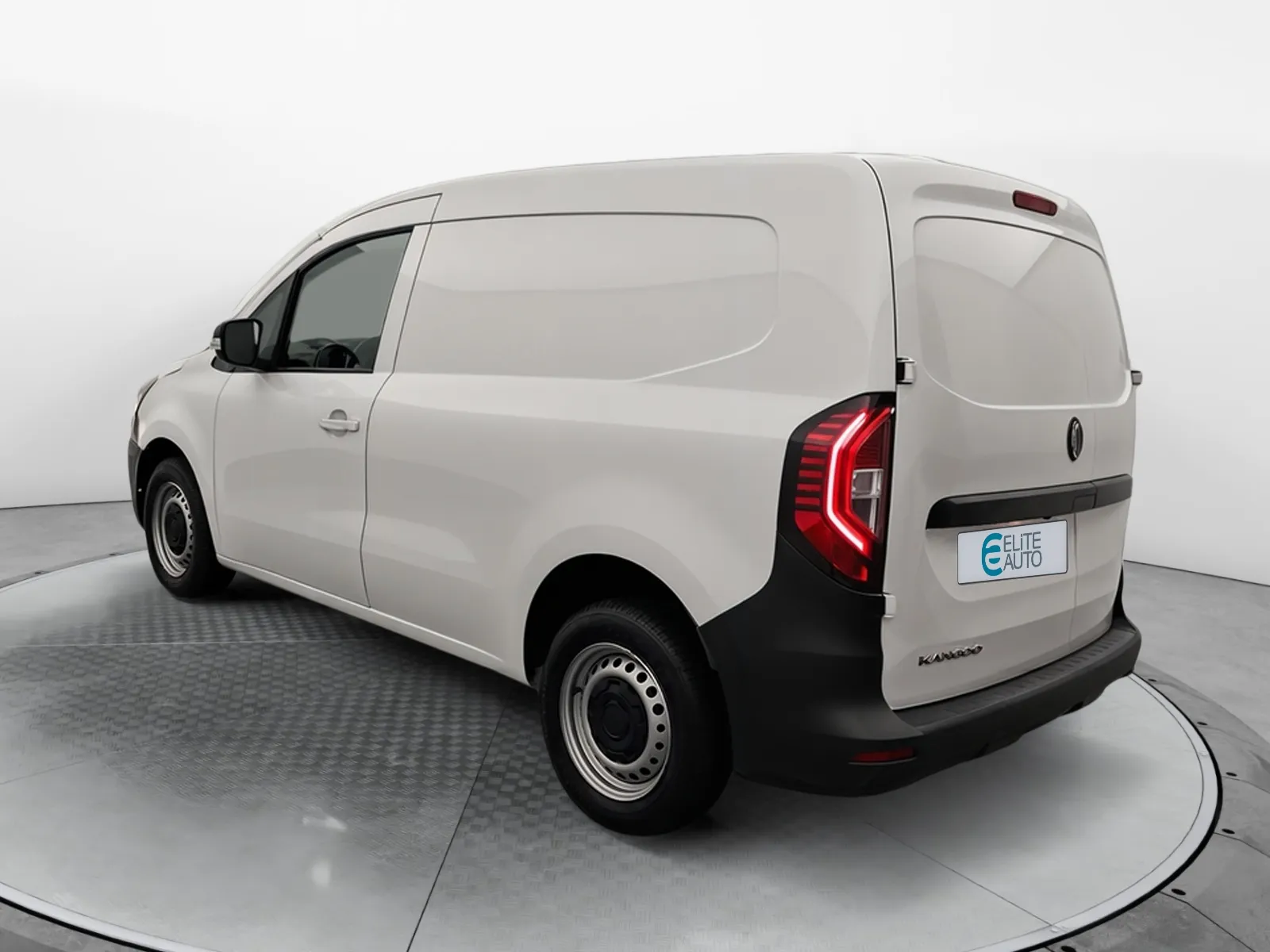 Acheter une renault KANGOO VAN FG TOLE BLUE DCI 95 L1 GSR2 d’occasion avec 37548km disponible immédiatement - photo 3