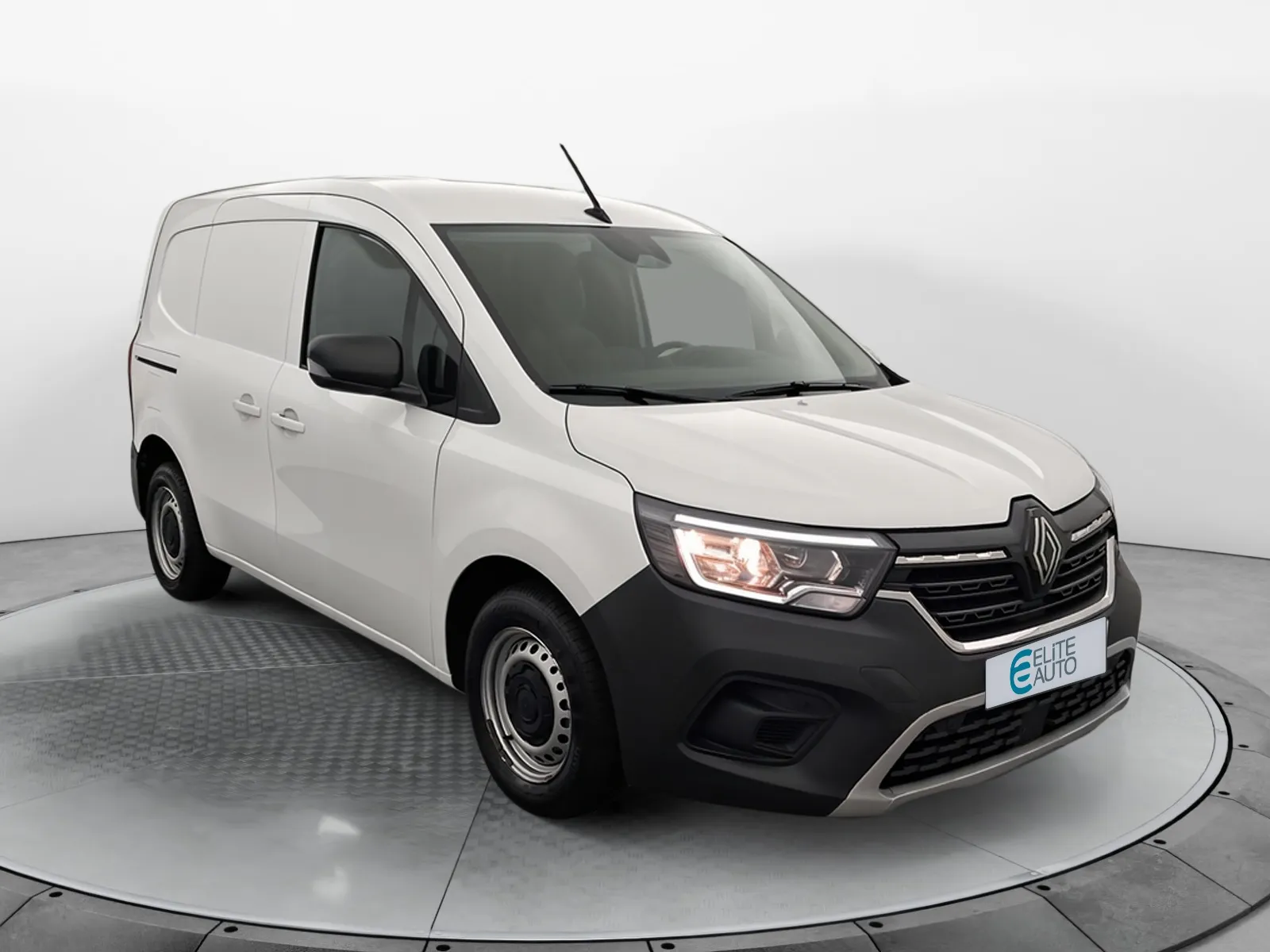 Acheter une renault KANGOO VAN FG TOLE BLUE DCI 95 L1 GSR2 d’occasion avec 37548km disponible immédiatement - photo 7