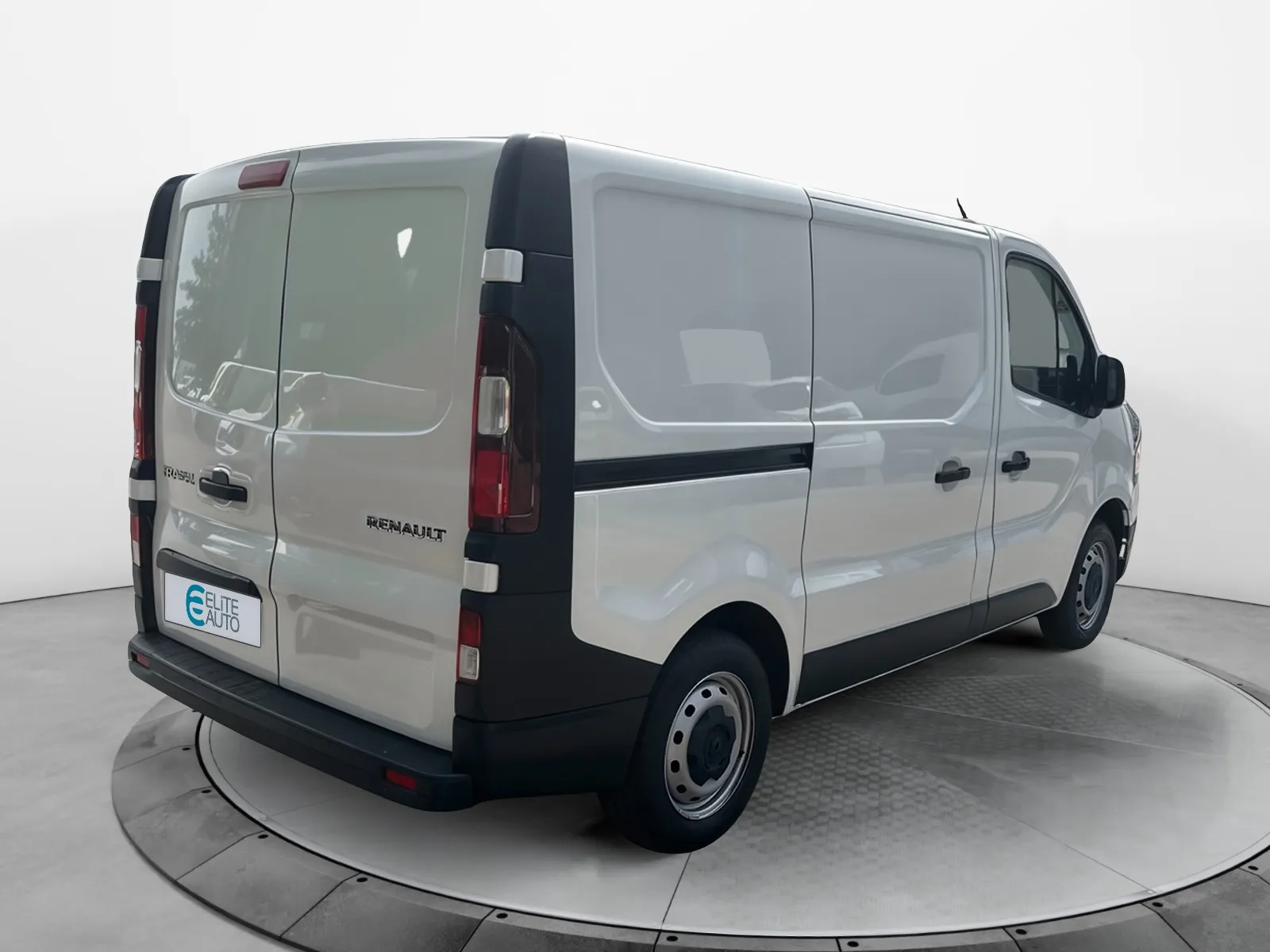 Acheter une renault TRAFIC FG BLUE DCI 130 L1H1 3T GSR2 d’occasion avec 30541km disponible immédiatement - photo 5