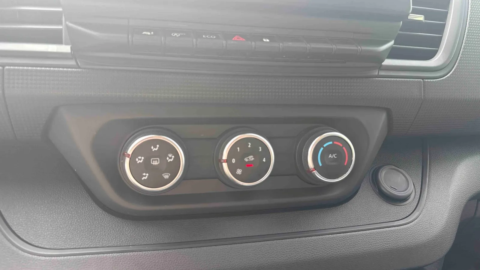 Acheter une renault TRAFIC FG BLUE DCI 130 L1H1 3T GSR2 d’occasion avec 30541km disponible immédiatement - photo 17