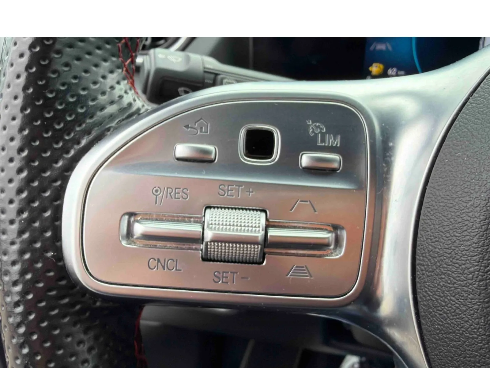 Acheter une mercedes GLA 200 d 8G-DCT d’occasion avec 62285km disponible immédiatement - photo 19