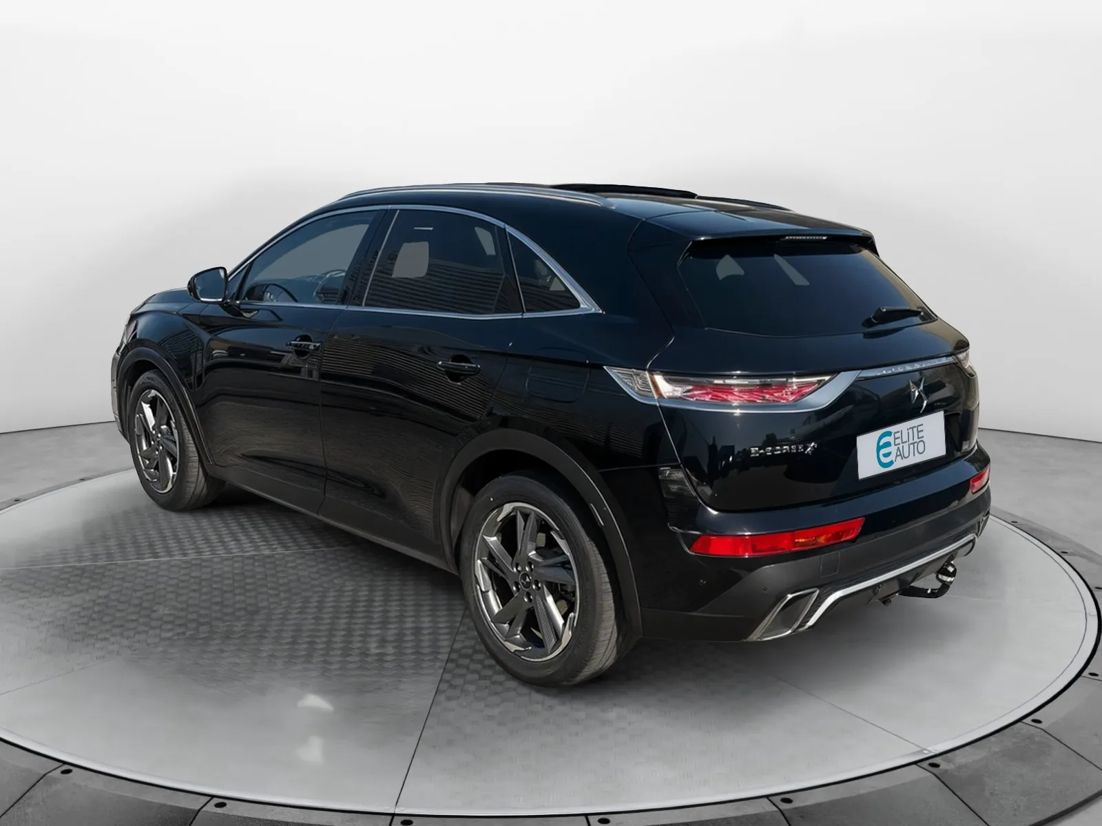 Acheter une ds DS7 Crossback Hybride E-Tense 300 EAT8 4x4 d’occasion avec 79820km disponible immédiatement - photo 3