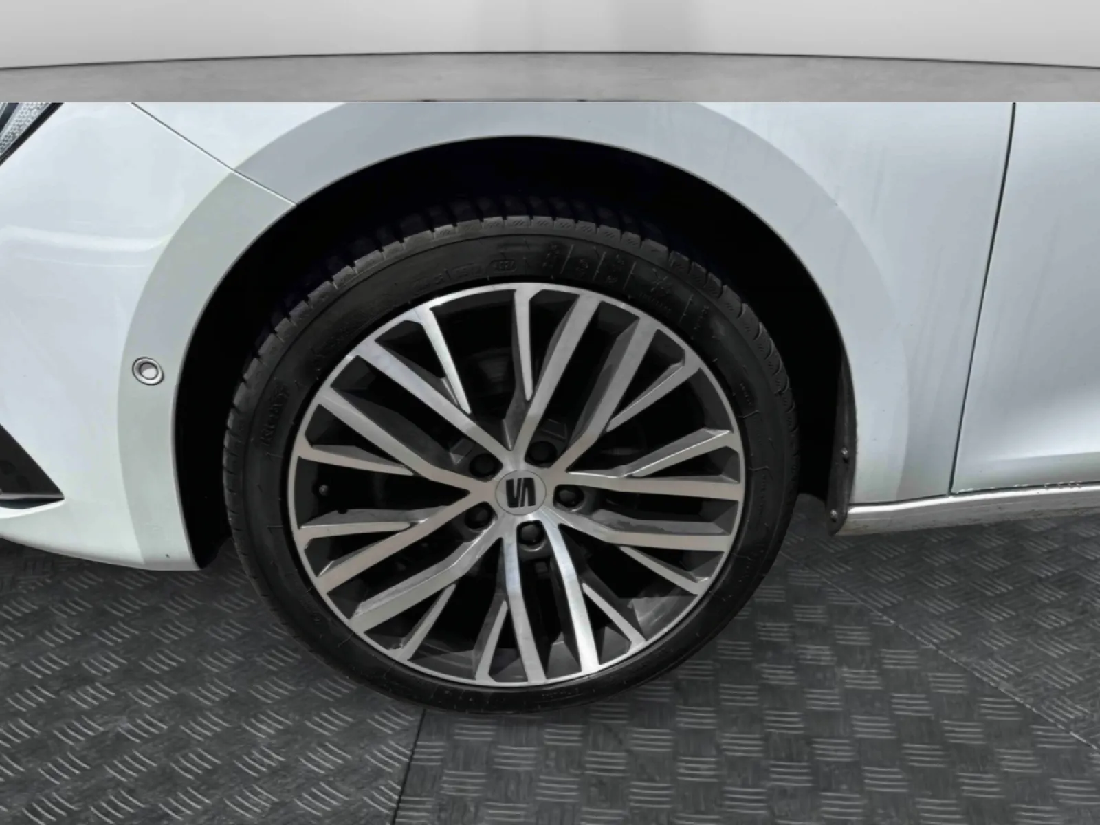 Acheter une seat Leon Sportstourer 2.0 TDI 150 DSG7 d’occasion avec 95813km disponible immédiatement - photo 17