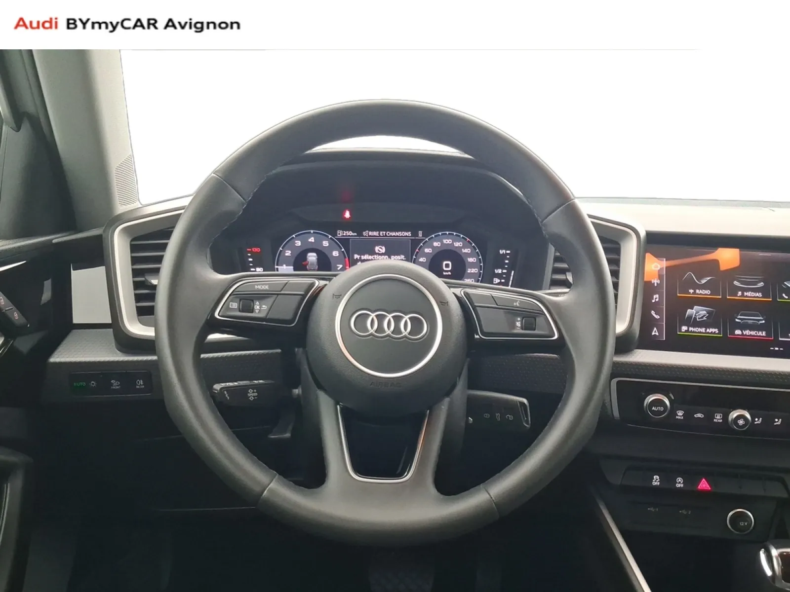 Acheter une audi A1 Sportback 30 TFSI 116 ch S tronic 7 d’occasion avec 15217km disponible immédiatement - photo 11