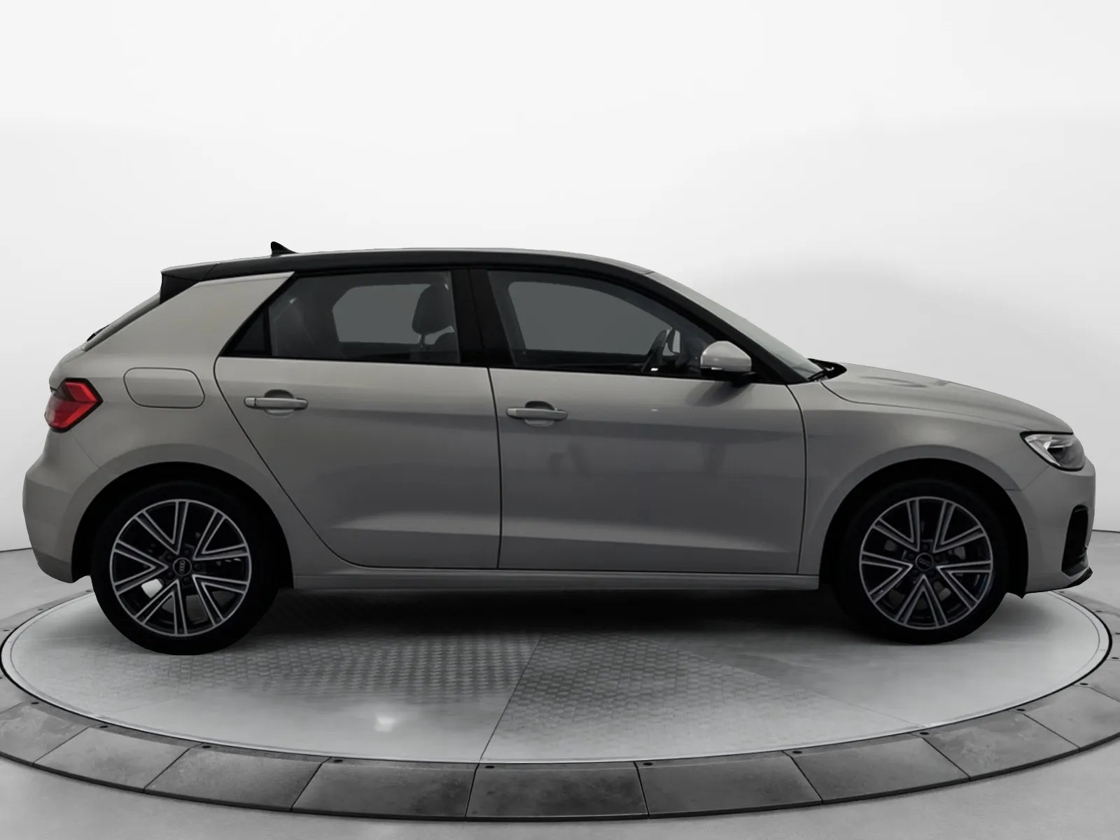 Acheter une audi A1 Sportback 30 TFSI 116 ch S tronic 7 d’occasion avec 15217km disponible immédiatement - photo 6