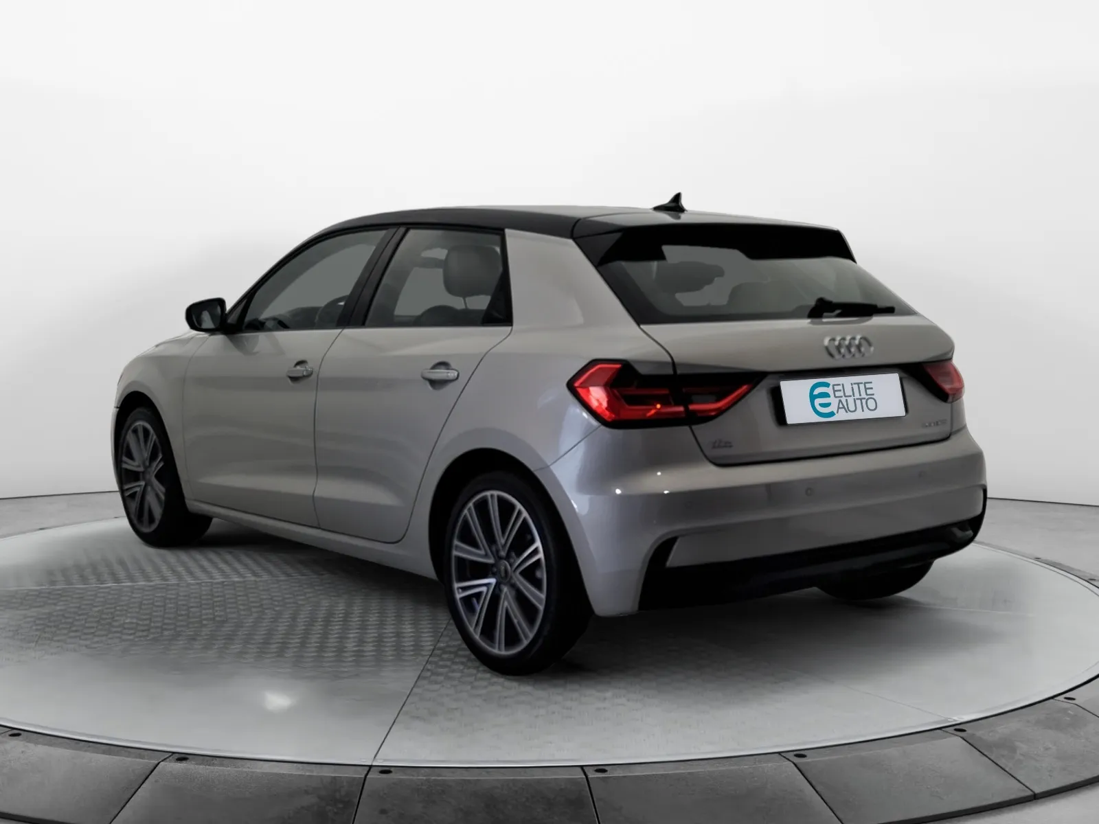 Acheter une audi A1 Sportback 30 TFSI 116 ch S tronic 7 d’occasion avec 15217km disponible immédiatement - photo 3