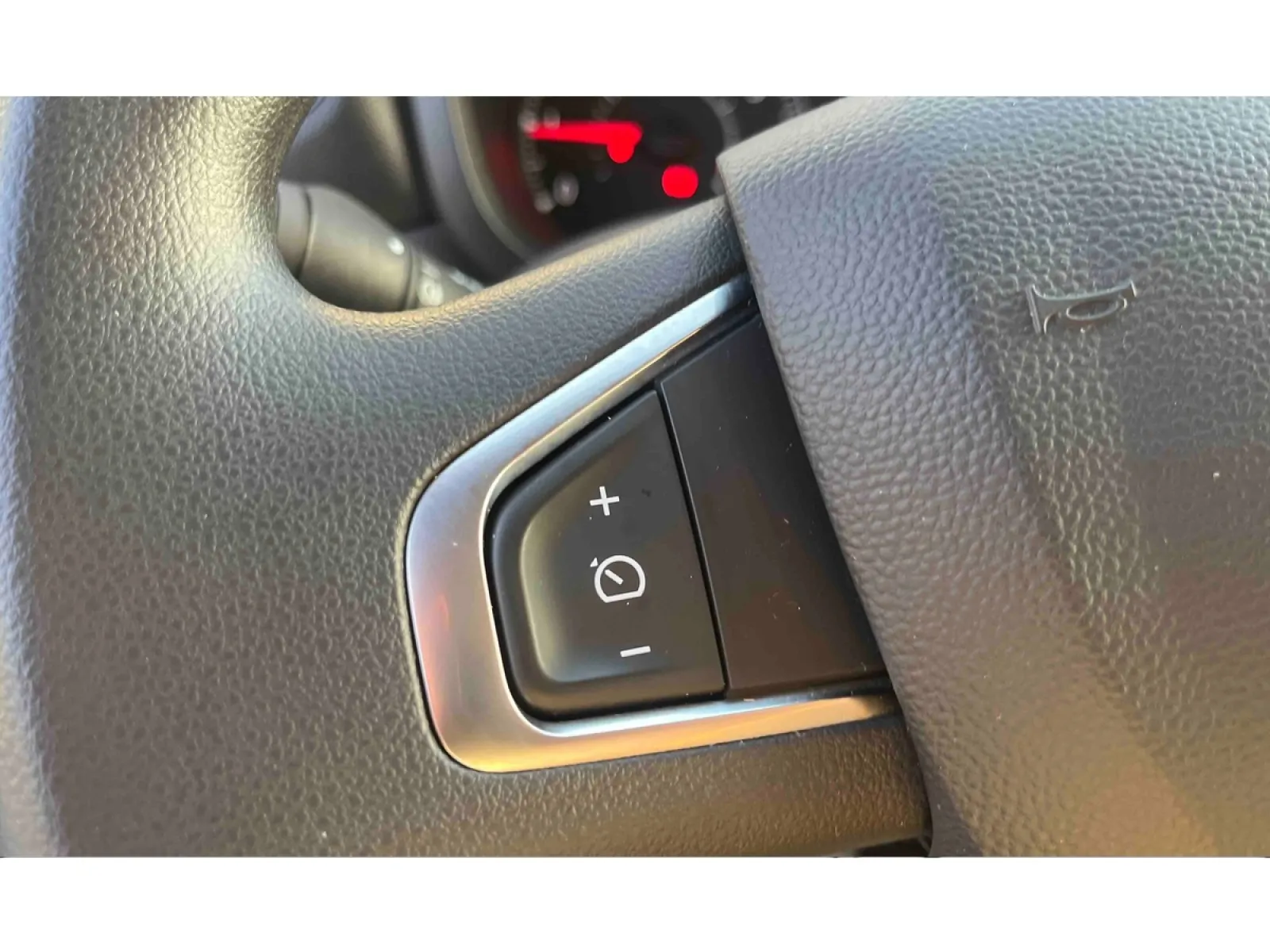 Acheter une renault MASTER FGN TRAC F3500 L3H3 BLUE DCI 135 d’occasion avec 24924km disponible immédiatement - photo 18