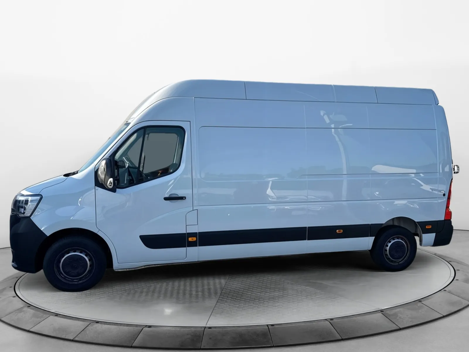 Acheter une renault MASTER FGN TRAC F3500 L3H3 BLUE DCI 135 d’occasion avec 46875km disponible immédiatement - photo 6