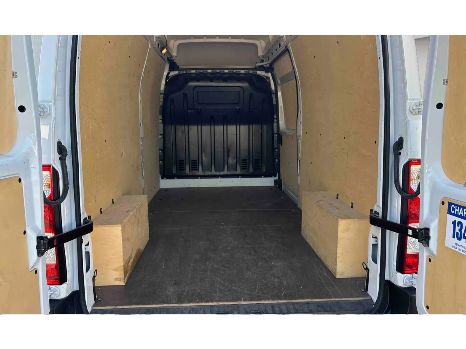Acheter une renault MASTER FGN TRAC F3500 L3H3 BLUE DCI 135 d’occasion avec 46875km disponible immédiatement - photo 13