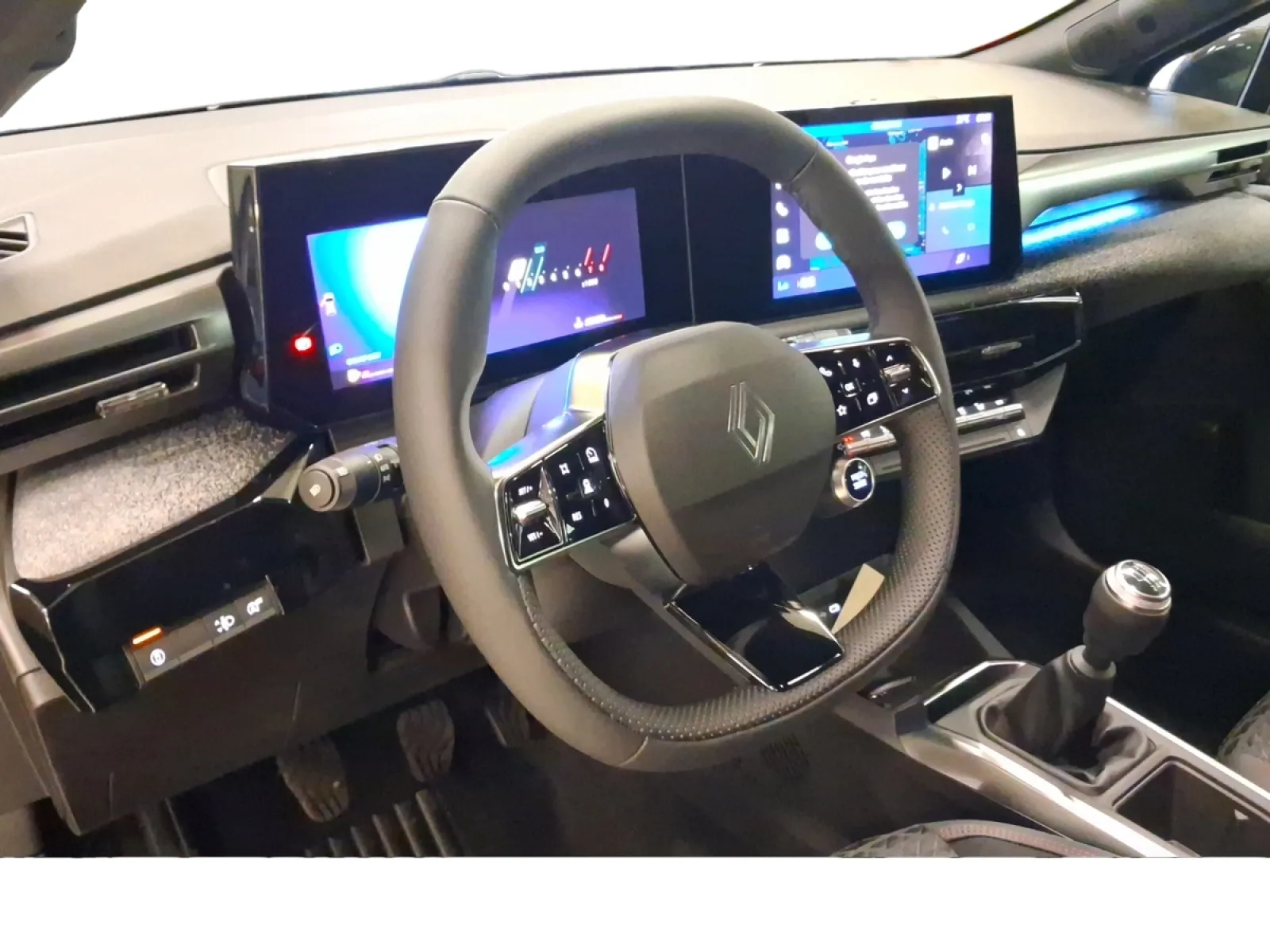 Acheter une renault Clio TCe 115 ch d’occasion avec 10km disponible immédiatement - photo 10