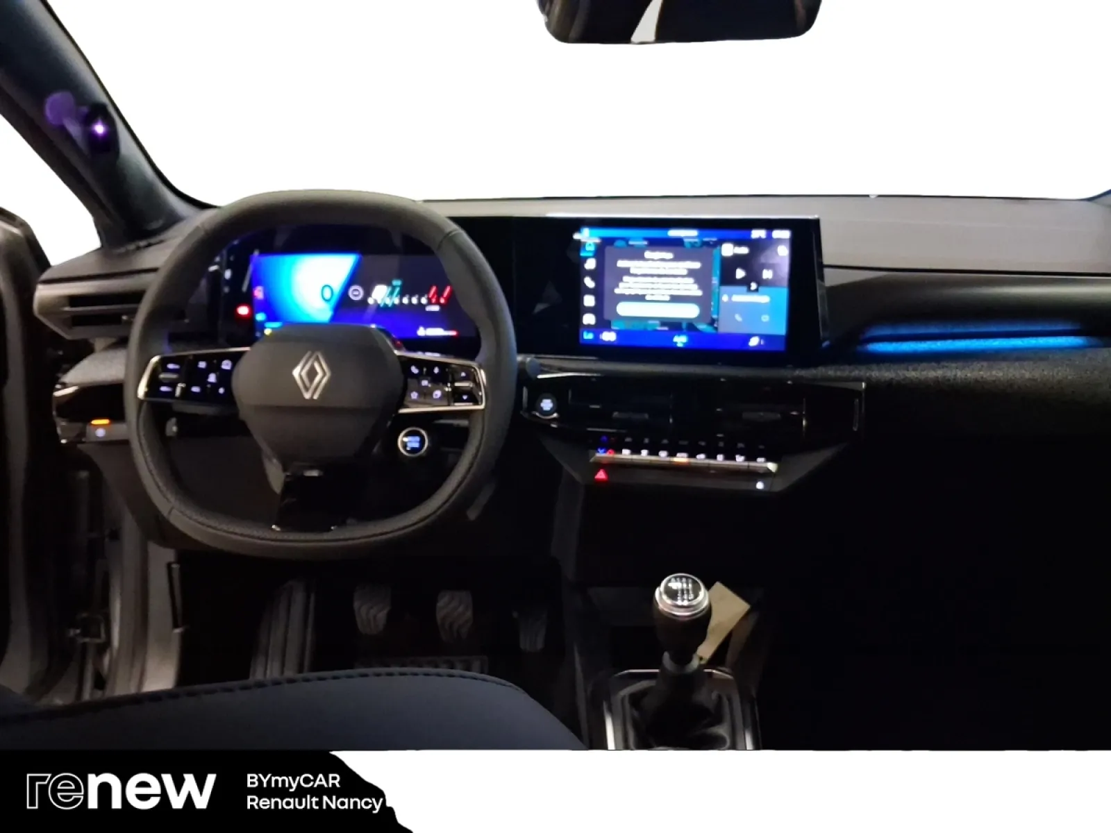Acheter une renault Clio TCe 115 ch d’occasion avec 10km disponible immédiatement - photo 9