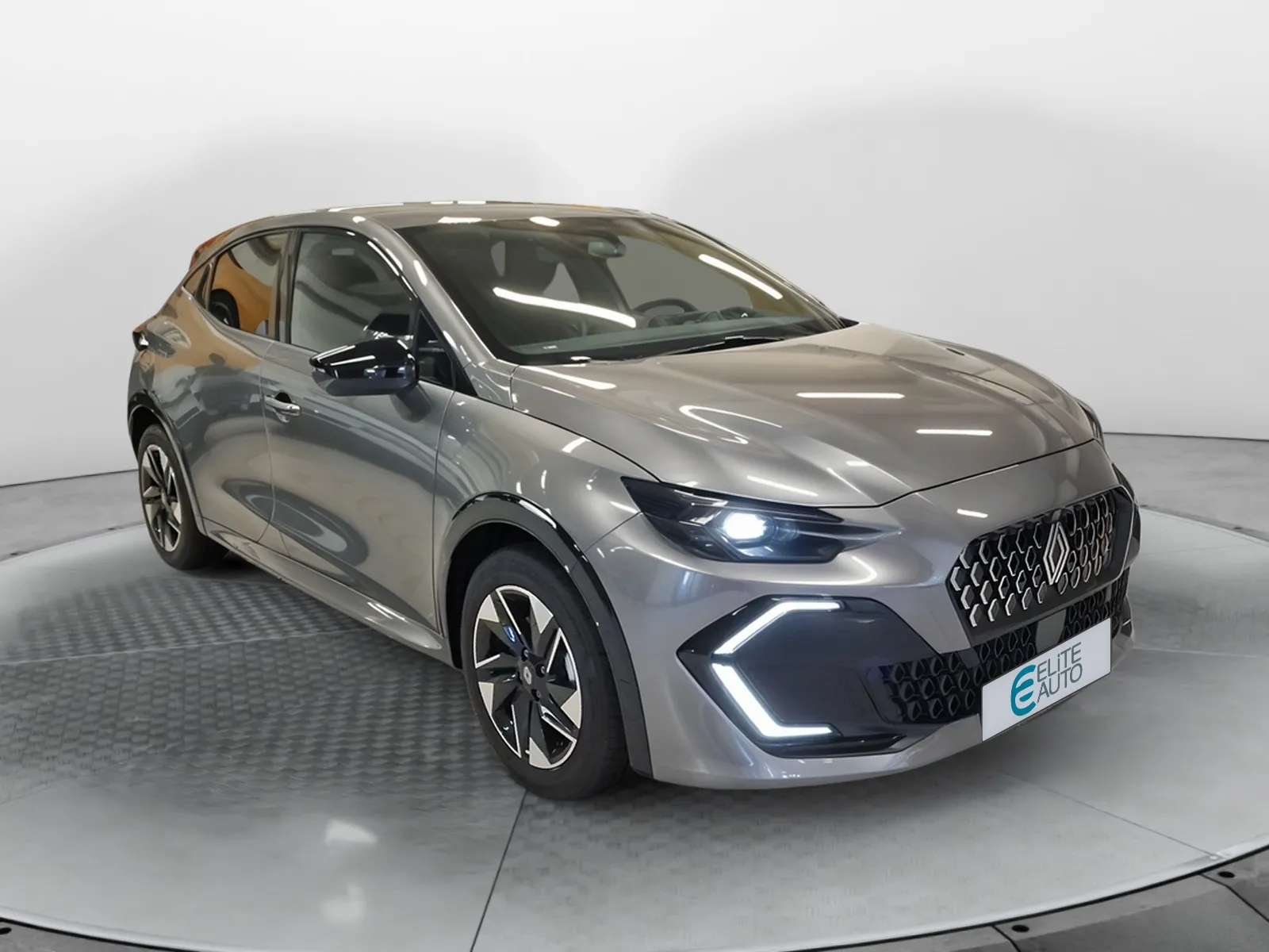 Acheter une renault Clio TCe 115 ch d’occasion avec 10km disponible immédiatement - photo 7