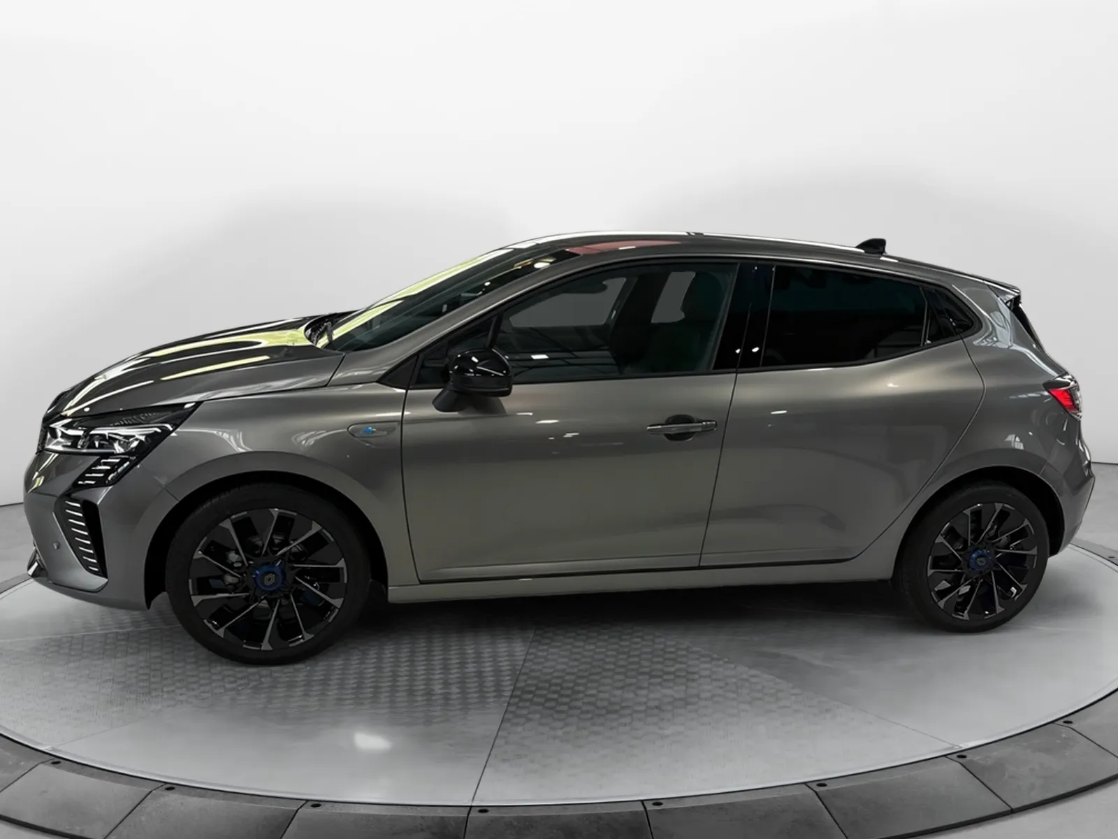 Acheter une renault Clio TCe 90 ch GSR2 d’occasion avec 10km disponible immédiatement - photo 2