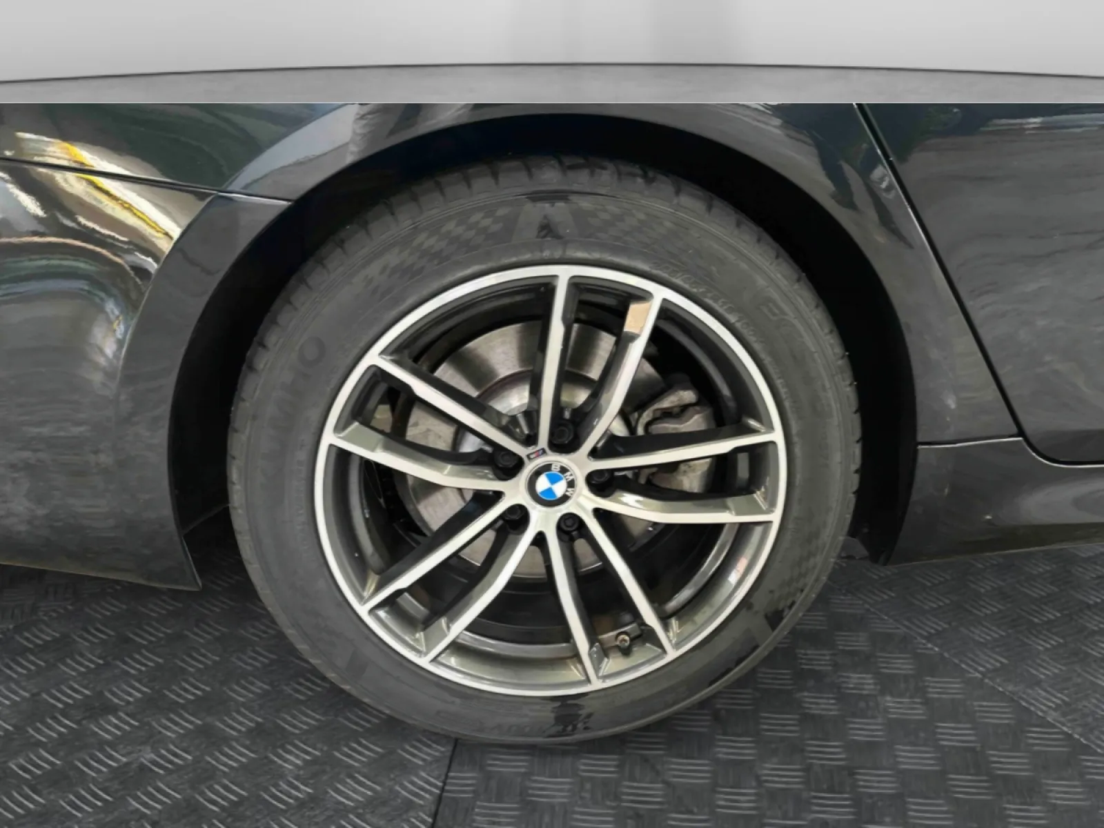 Acheter une bmw Touring 520d TwinPower Turbo xDrive 190 ch BVA8 d’occasion avec 91653km disponible immédiatement - photo 20