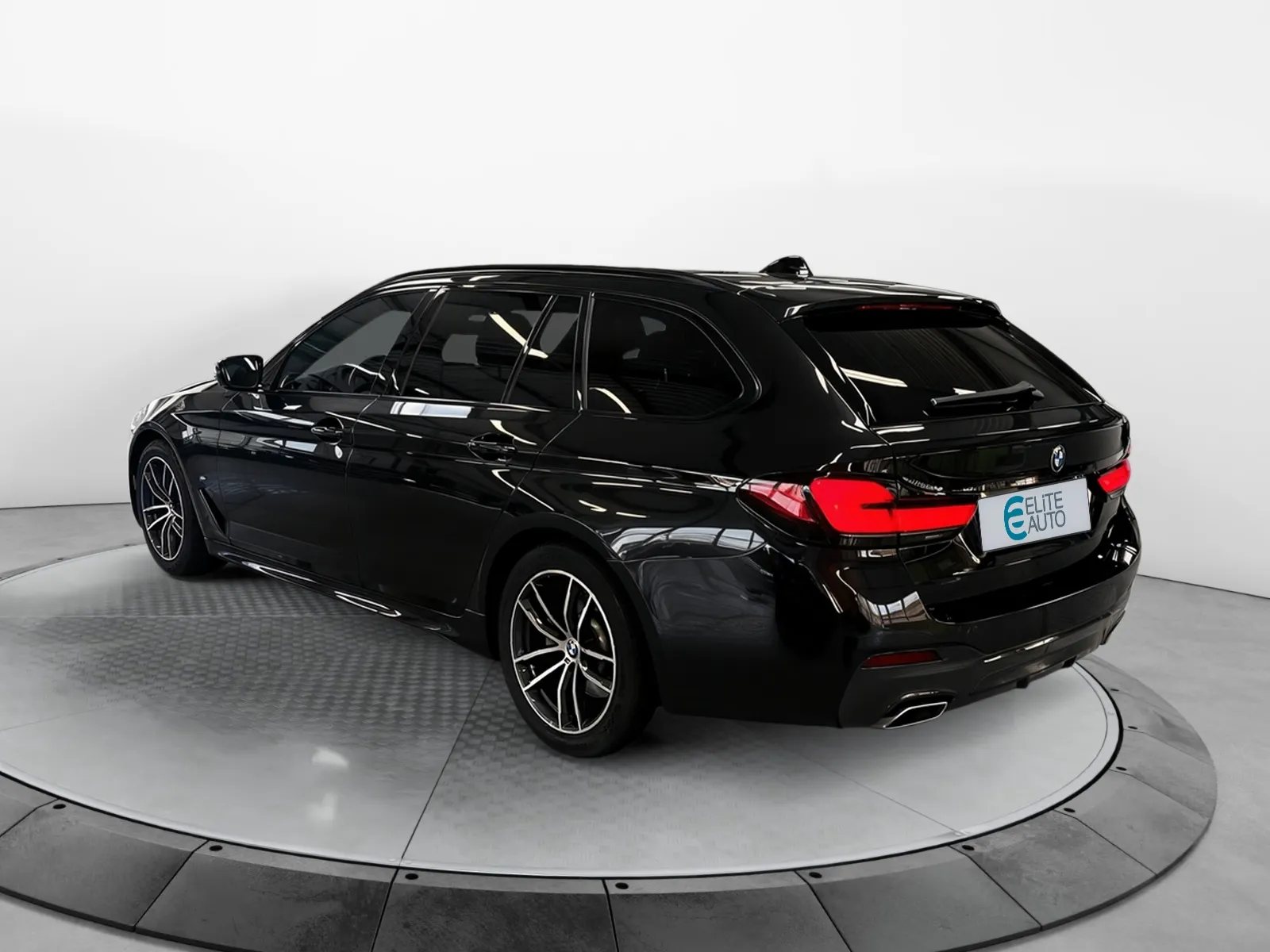 Acheter une bmw Touring 520d TwinPower Turbo xDrive 190 ch BVA8 d’occasion avec 91653km disponible immédiatement - photo 3
