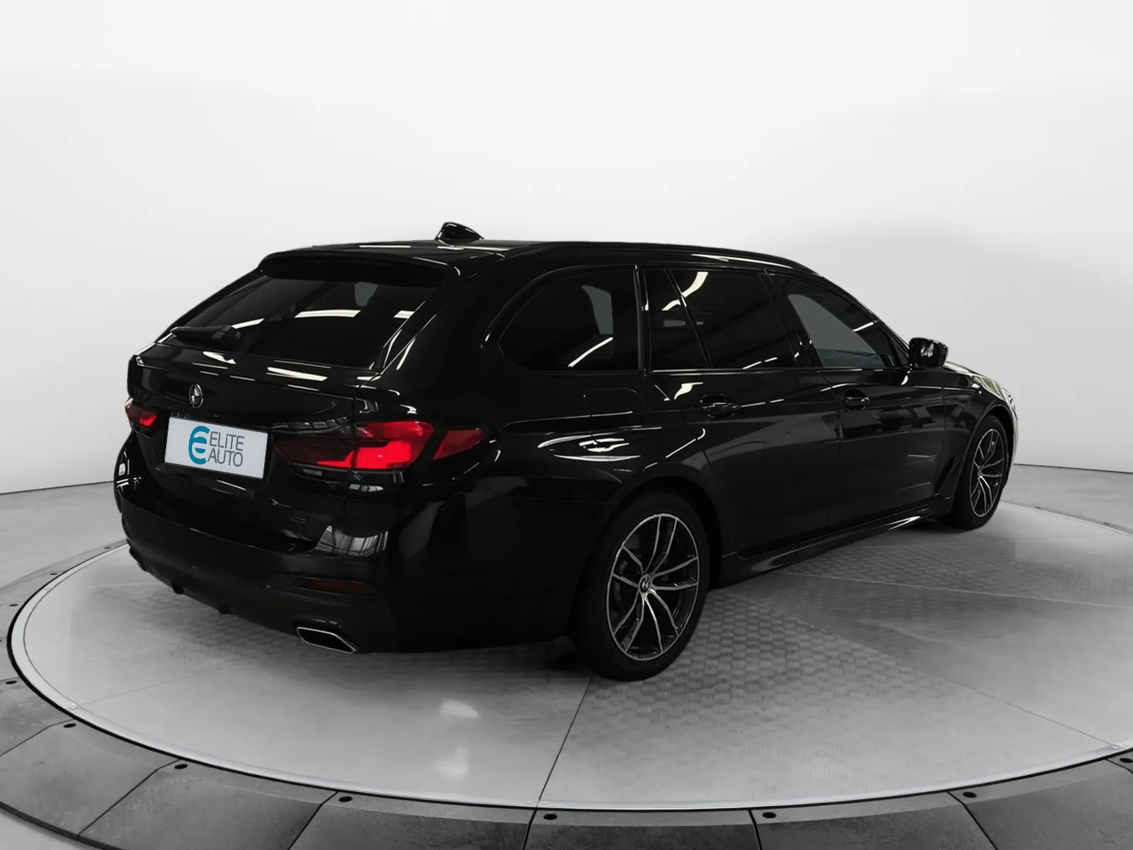 Acheter une bmw Touring 520d TwinPower Turbo xDrive 190 ch BVA8 d’occasion avec 91653km disponible immédiatement - photo 5