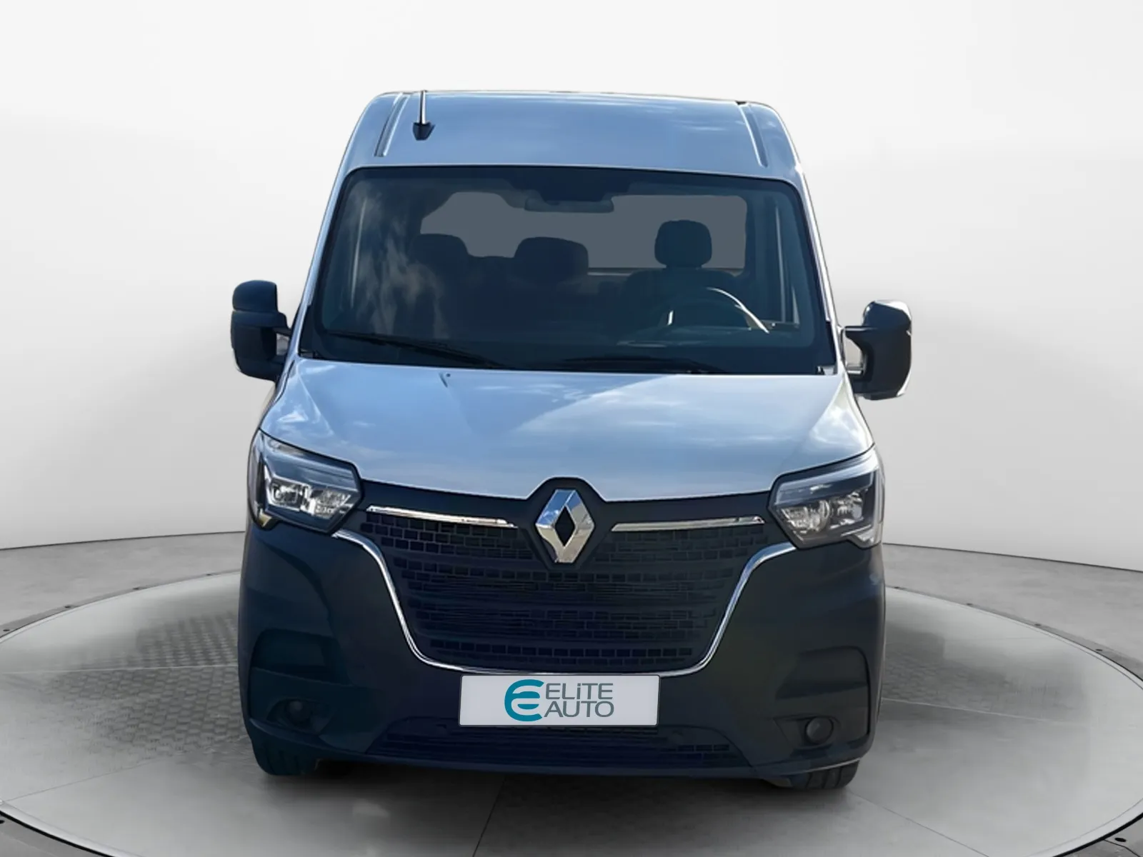 Acheter une renault MASTER FGN TRAC F3500 L2H2 BLUE DCI 135 d’occasion avec 18946km disponible immédiatement - photo 8