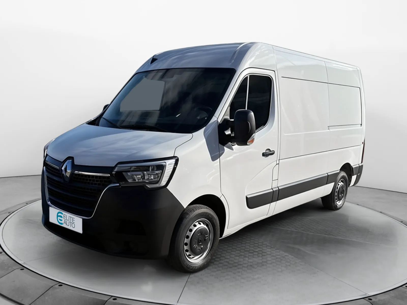 Acheter une renault MASTER FGN TRAC F3500 L2H2 BLUE DCI 135 d’occasion avec 18946km disponible immédiatement - photo 1