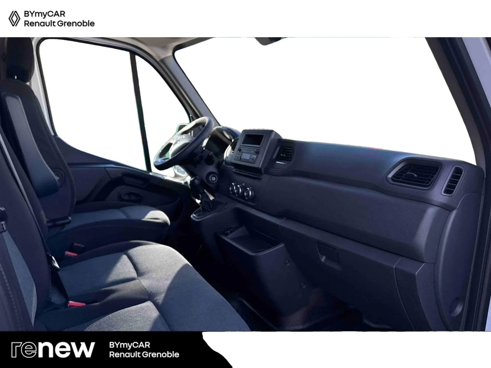 Acheter une renault MASTER FGN TRAC F3500 L2H2 BLUE DCI 135 d’occasion avec 18946km disponible immédiatement - photo 24
