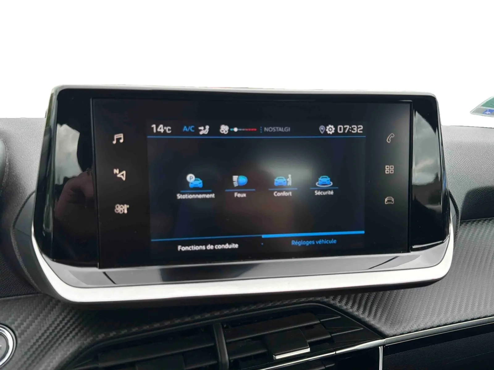 Acheter une peugeot 208 BlueHDi 100 S&S BVM6 d’occasion avec 77396km disponible immédiatement - photo 32