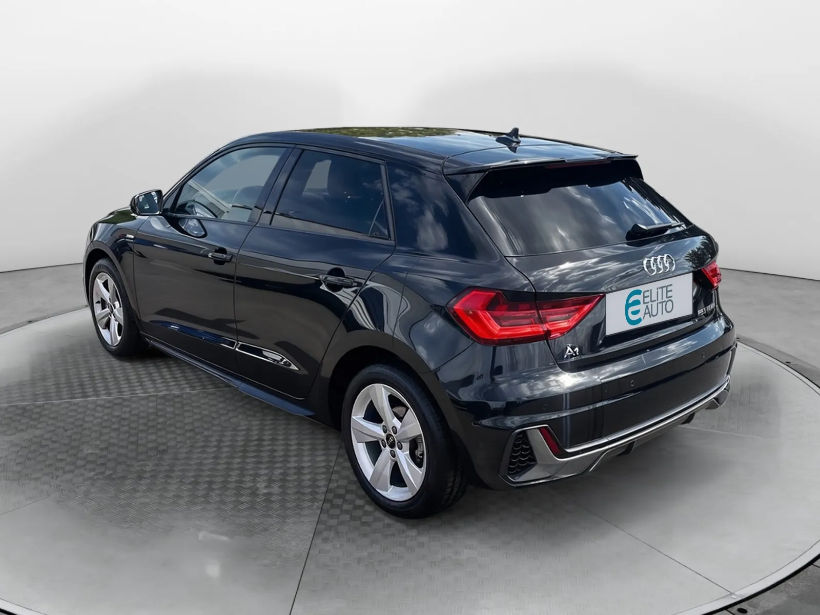 Acheter une audi A1 Sportback 30 TFSI 110 ch S tronic 7 d’occasion avec 19400km disponible immédiatement - photo 3