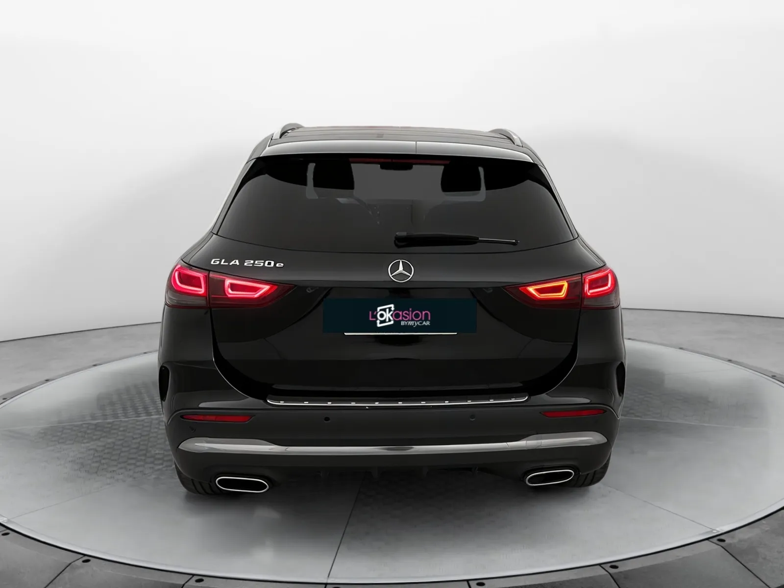 Acheter une mercedes GLA 250 e 8G-DCT d’occasion avec 11650km disponible immédiatement - photo 4