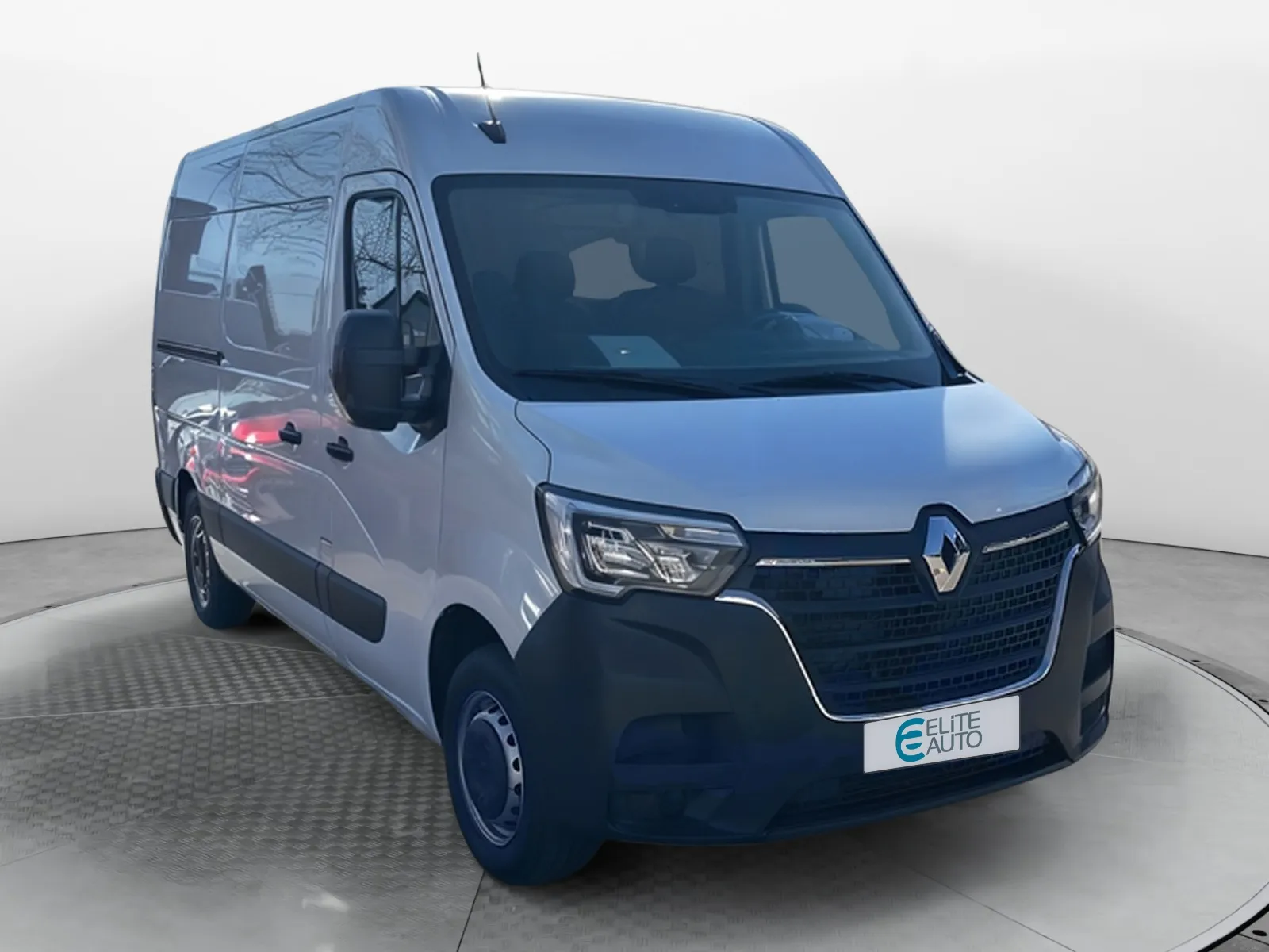Acheter une renault MASTER FGN TRAC F3500 L2H2 BLUE DCI 135 d’occasion avec 21703km disponible immédiatement - photo 7