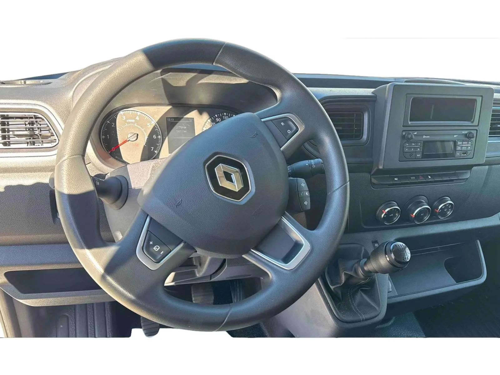 Acheter une renault MASTER FGN TRAC F3500 L2H2 BLUE DCI 135 d’occasion avec 21703km disponible immédiatement - photo 10