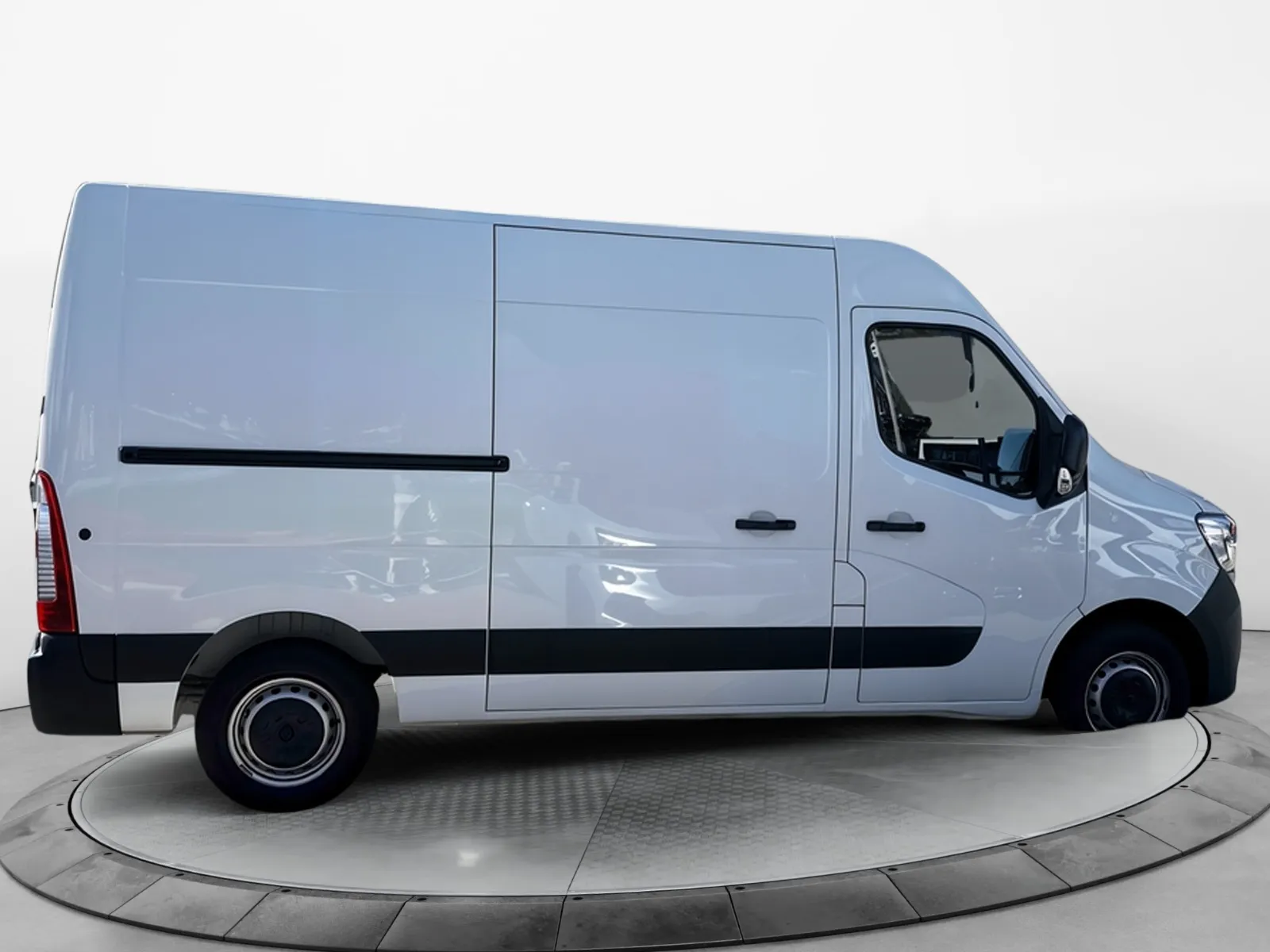 Acheter une renault MASTER FGN TRAC F3500 L2H2 BLUE DCI 135 d’occasion avec 21703km disponible immédiatement - photo 6
