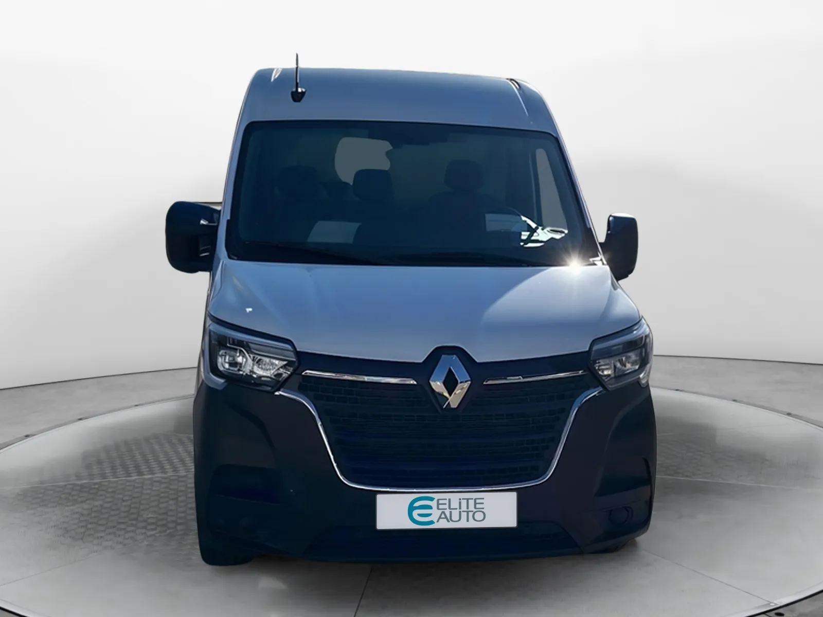Acheter une renault MASTER FGN TRAC F3500 L2H2 BLUE DCI 135 d’occasion avec 21703km disponible immédiatement - photo 8