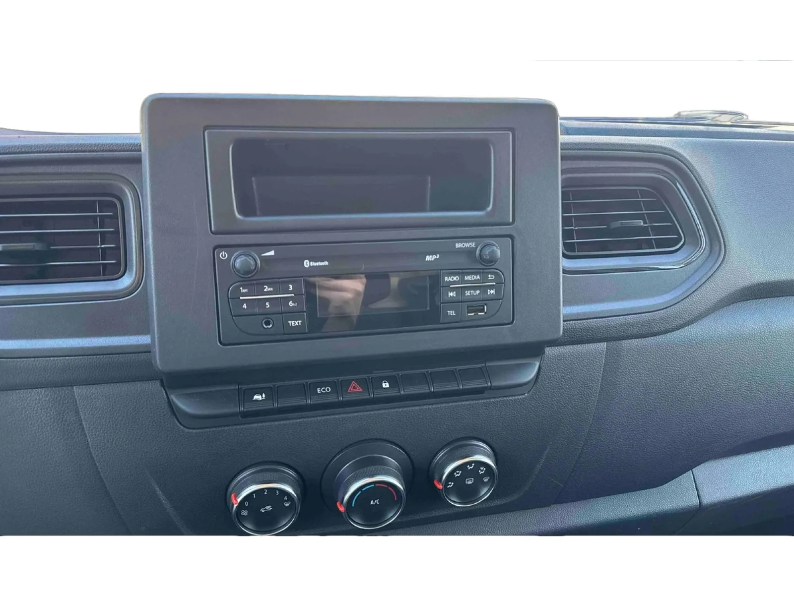 Acheter une renault MASTER FGN TRAC F3500 L2H2 BLUE DCI 135 d’occasion avec 21703km disponible immédiatement - photo 16