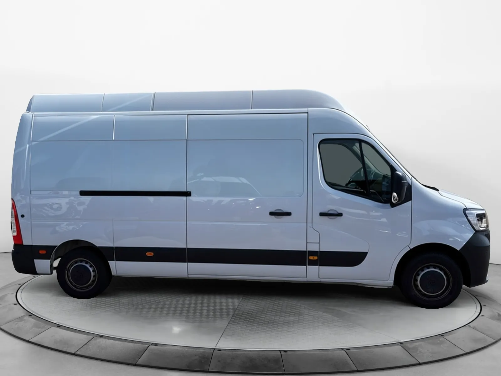 Acheter une renault MASTER FGN TRAC F3500 L3H3 BLUE DCI 135 d’occasion avec 45845km disponible immédiatement - photo 6