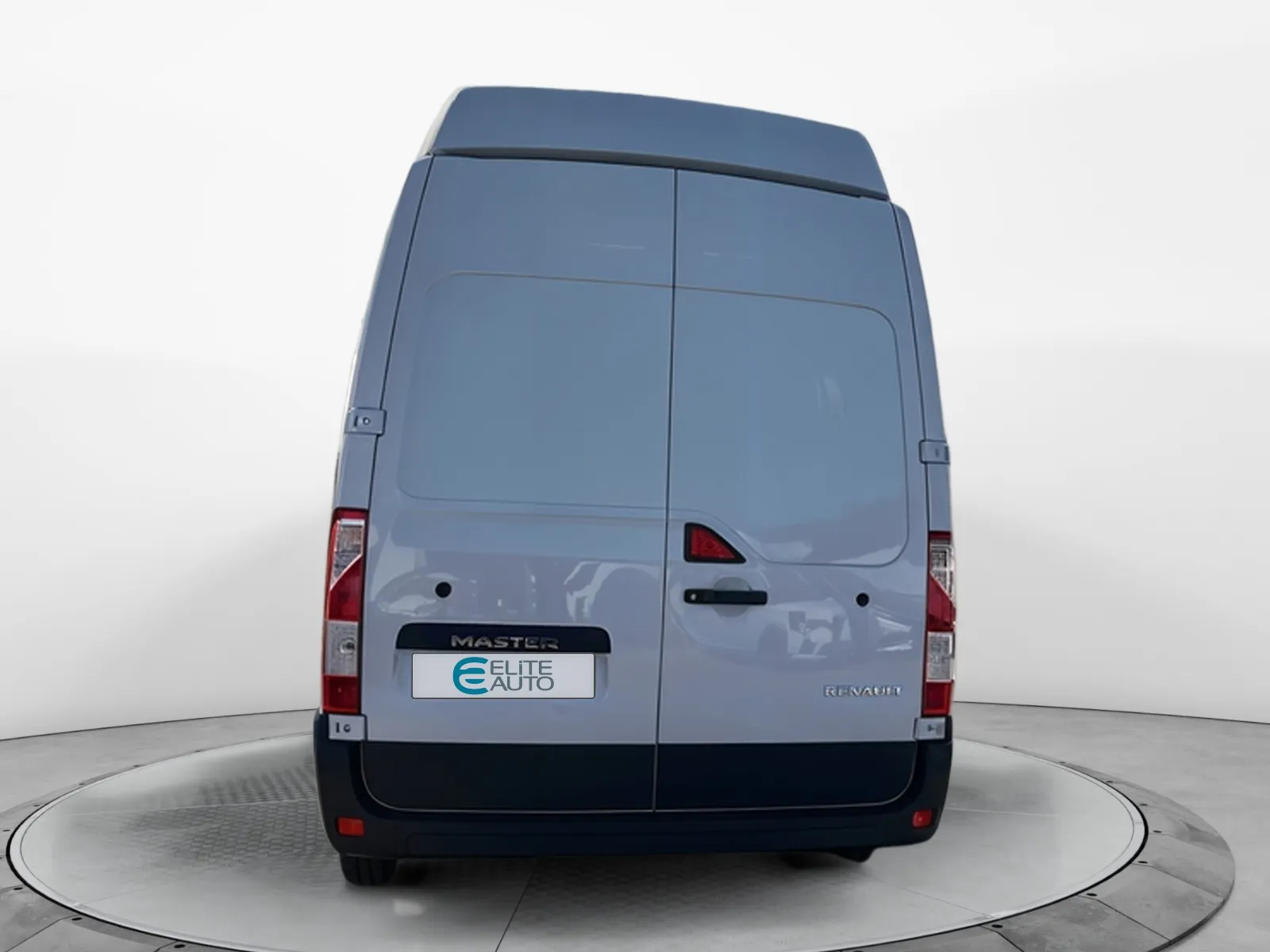 Acheter une renault MASTER FGN TRAC F3500 L3H3 BLUE DCI 135 d’occasion avec 45845km disponible immédiatement - photo 4