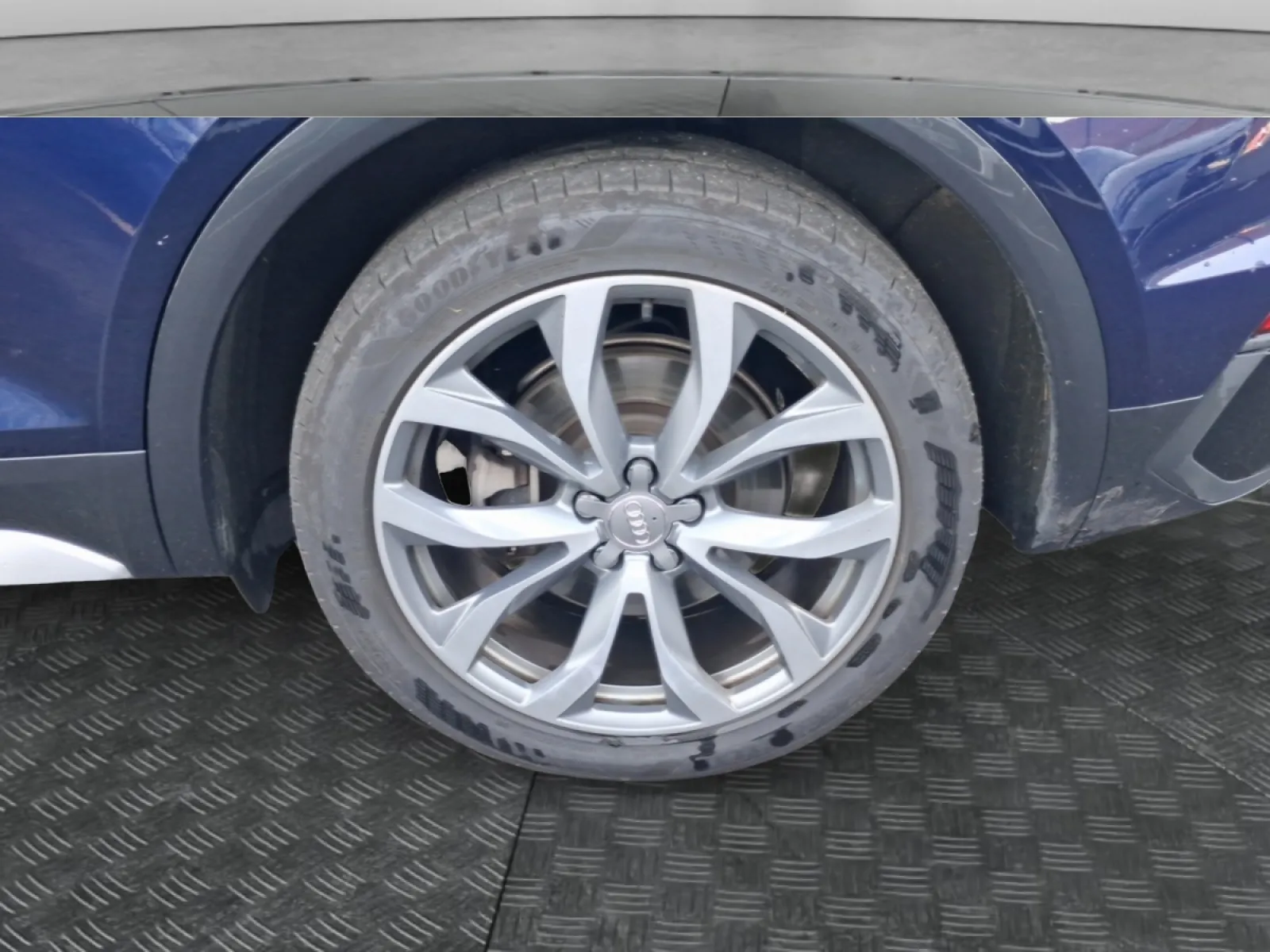 Acheter une audi Q5 Sportback 50 TFSIe 299 S tronic 7 Quattro d’occasion avec 83136km disponible immédiatement - photo 18