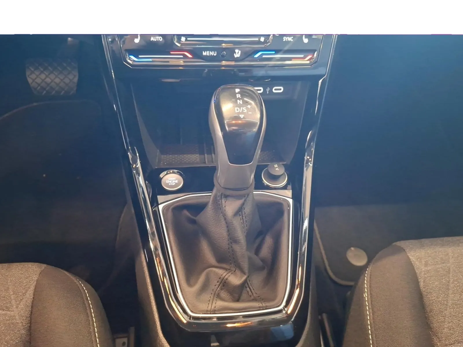 Acheter une volkswagen T-Cross 1.0 TSI 116 Start/Stop DSG7 d’occasion avec 10864km disponible immédiatement - photo 22
