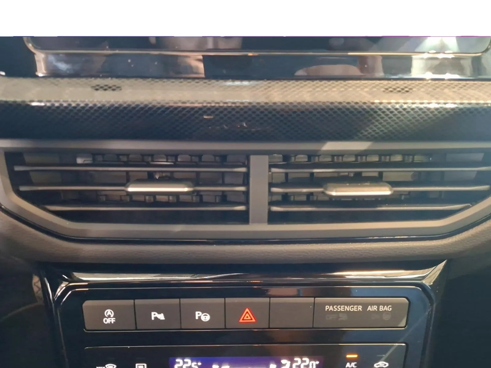 Acheter une volkswagen T-Cross 1.0 TSI 116 Start/Stop DSG7 d’occasion avec 10864km disponible immédiatement - photo 21