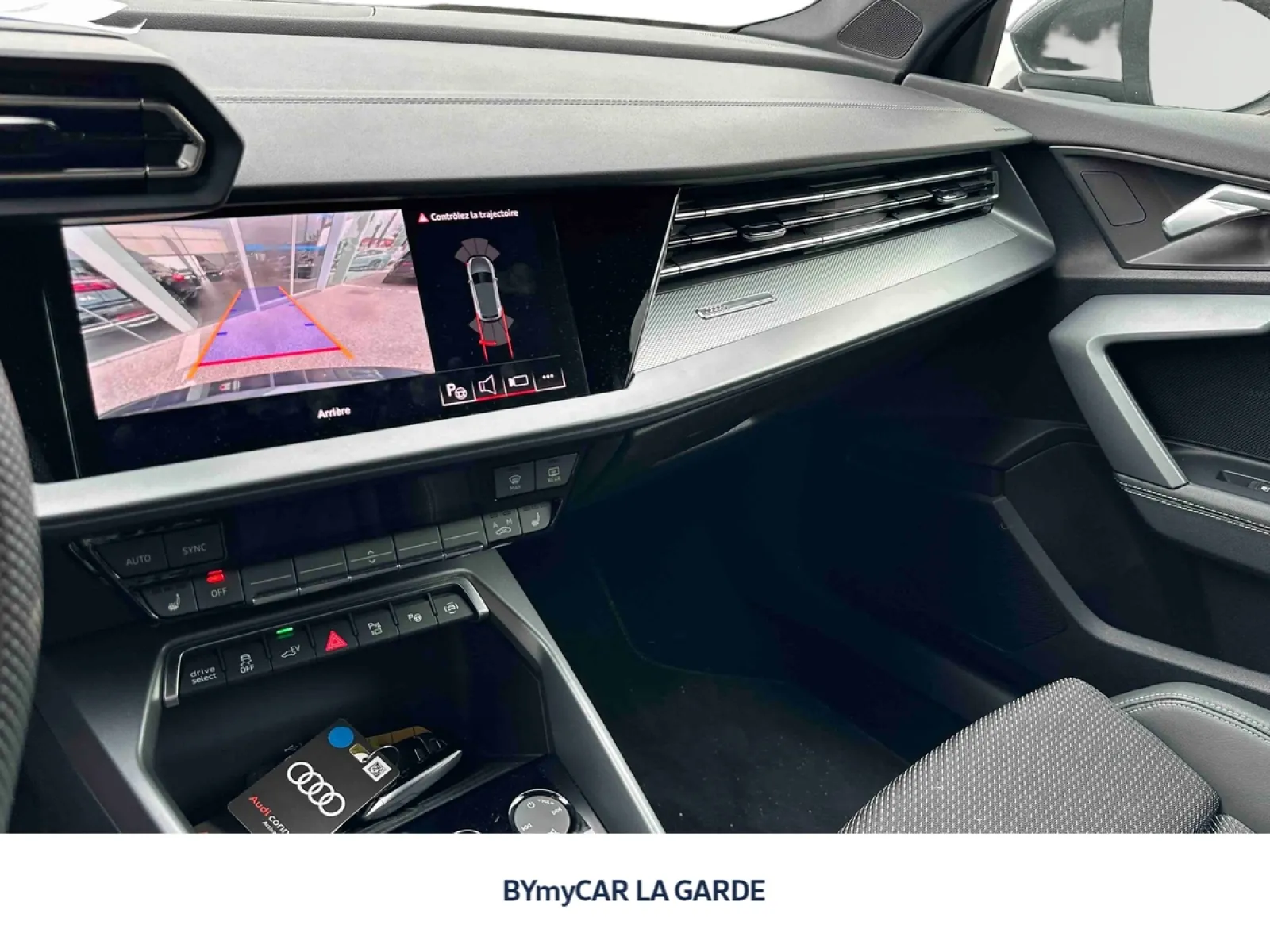 Acheter une audi A3 Allstreet TFSI e Hybride rechargeable 204 S tronic 6 d’occasion avec 10212km disponible immédiatement - photo 17