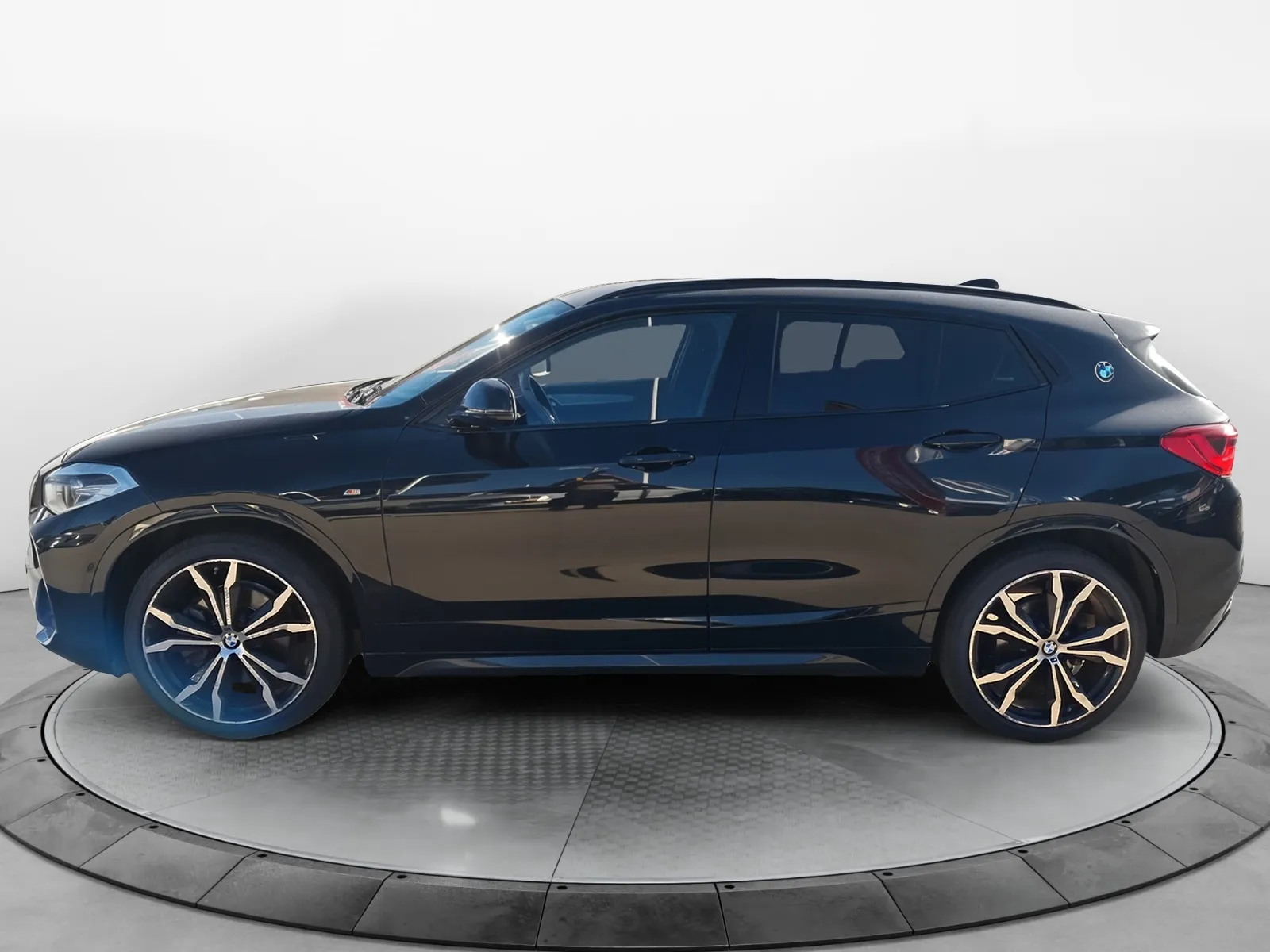 Acheter une bmw X2 sDrive 20i 192 ch DKG7 d’occasion avec 84126km disponible immédiatement - photo 2